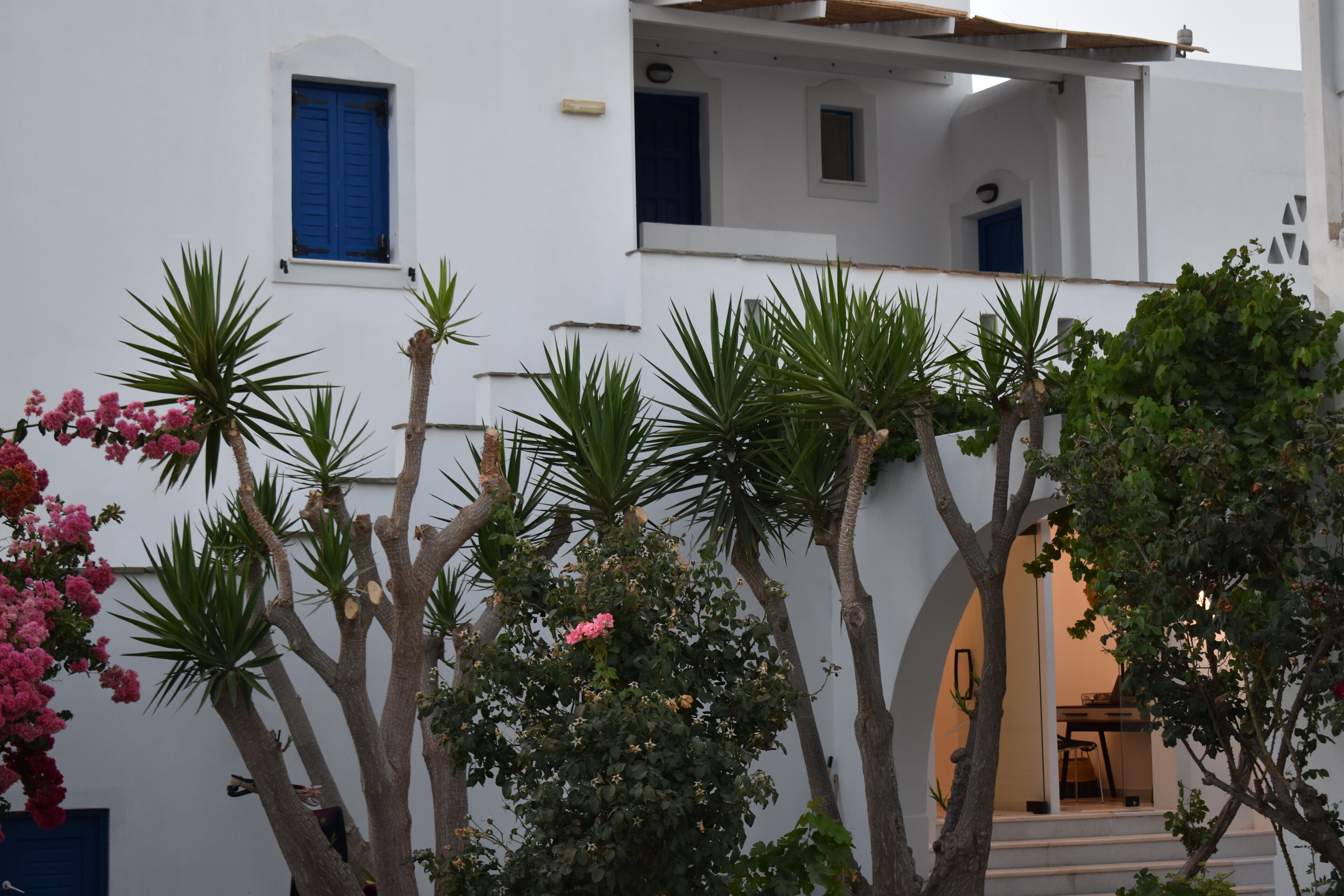 Diamantis Studios & Apartments