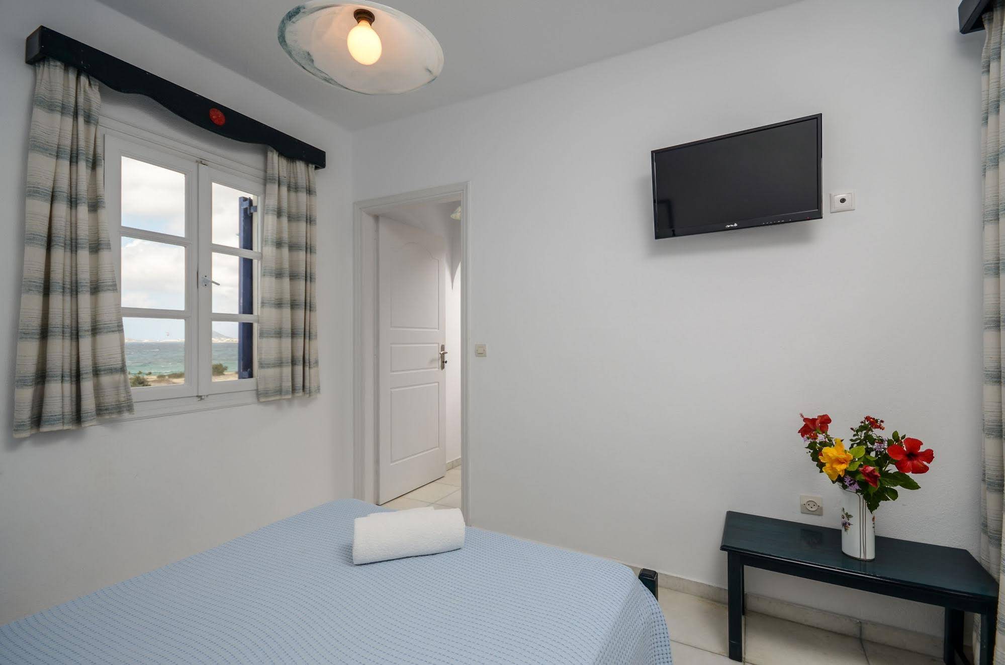 Victoria Studios & Apartments