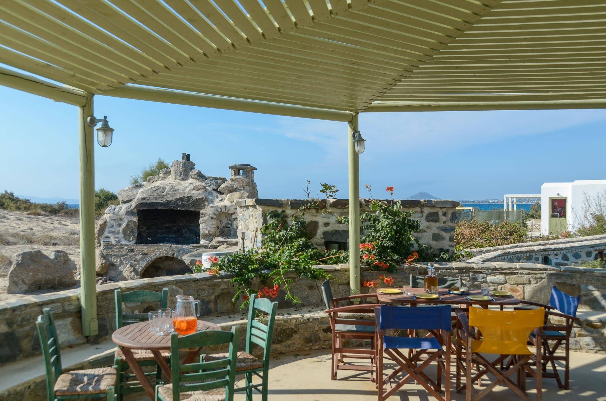 Victoria Studios & Apartments