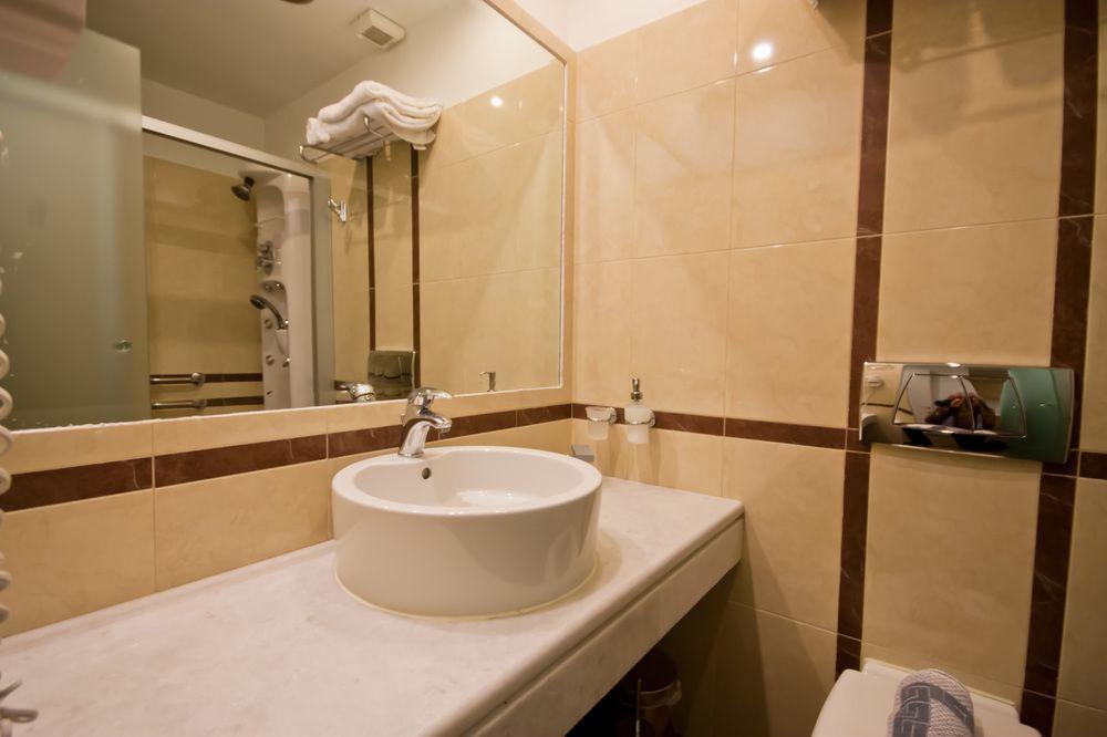 Aeolis Boutique Hotel & Suites