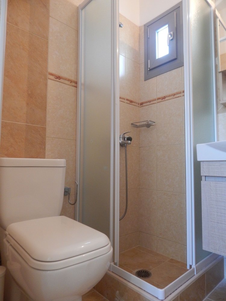 Armonia Studios, Apartments & Villa