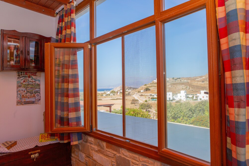 Armonia Studios, Apartments & Villa