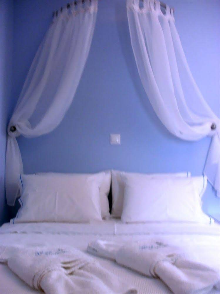 Blue Harmony Apartments