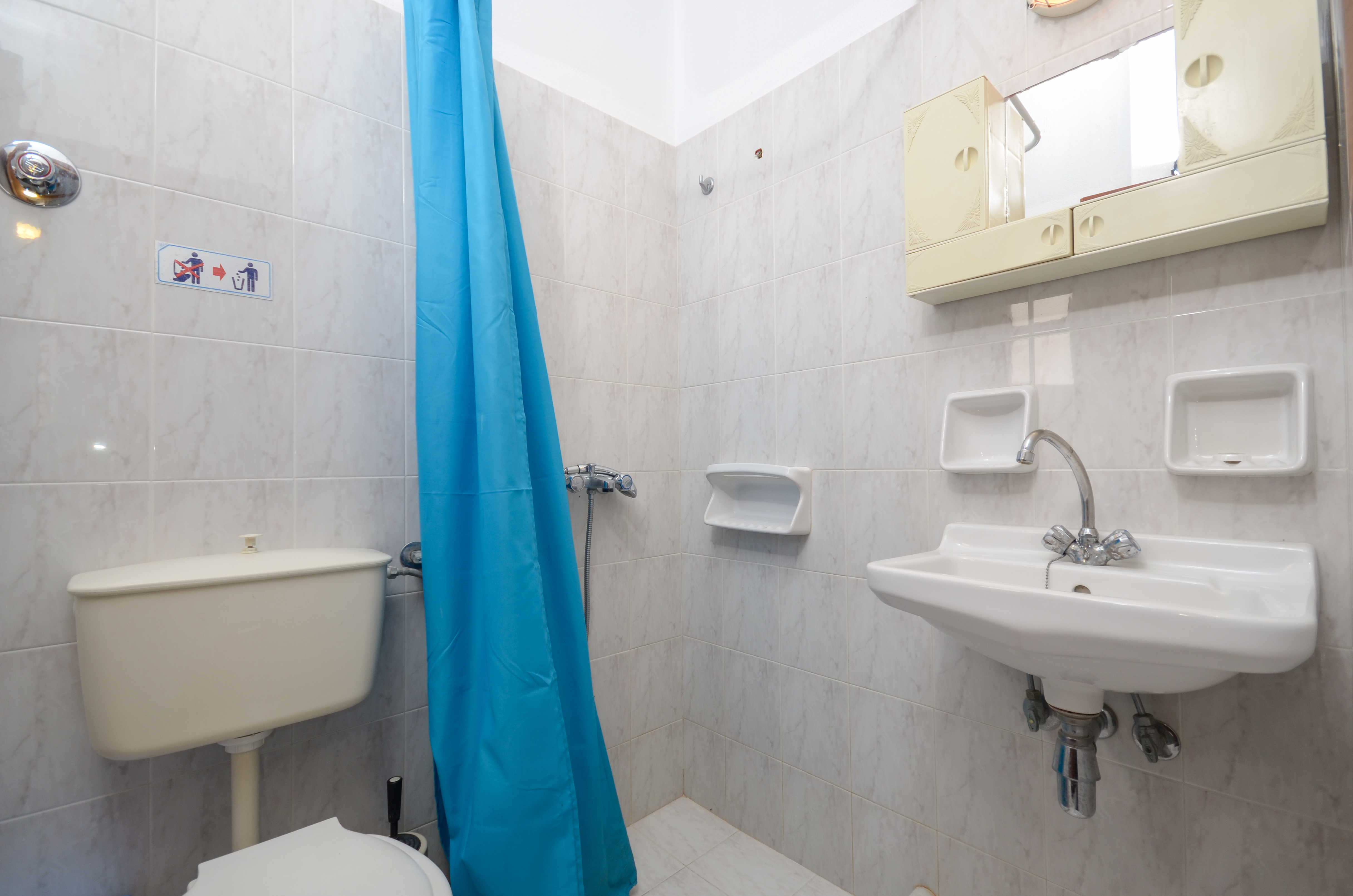 Depis Place and Apartments