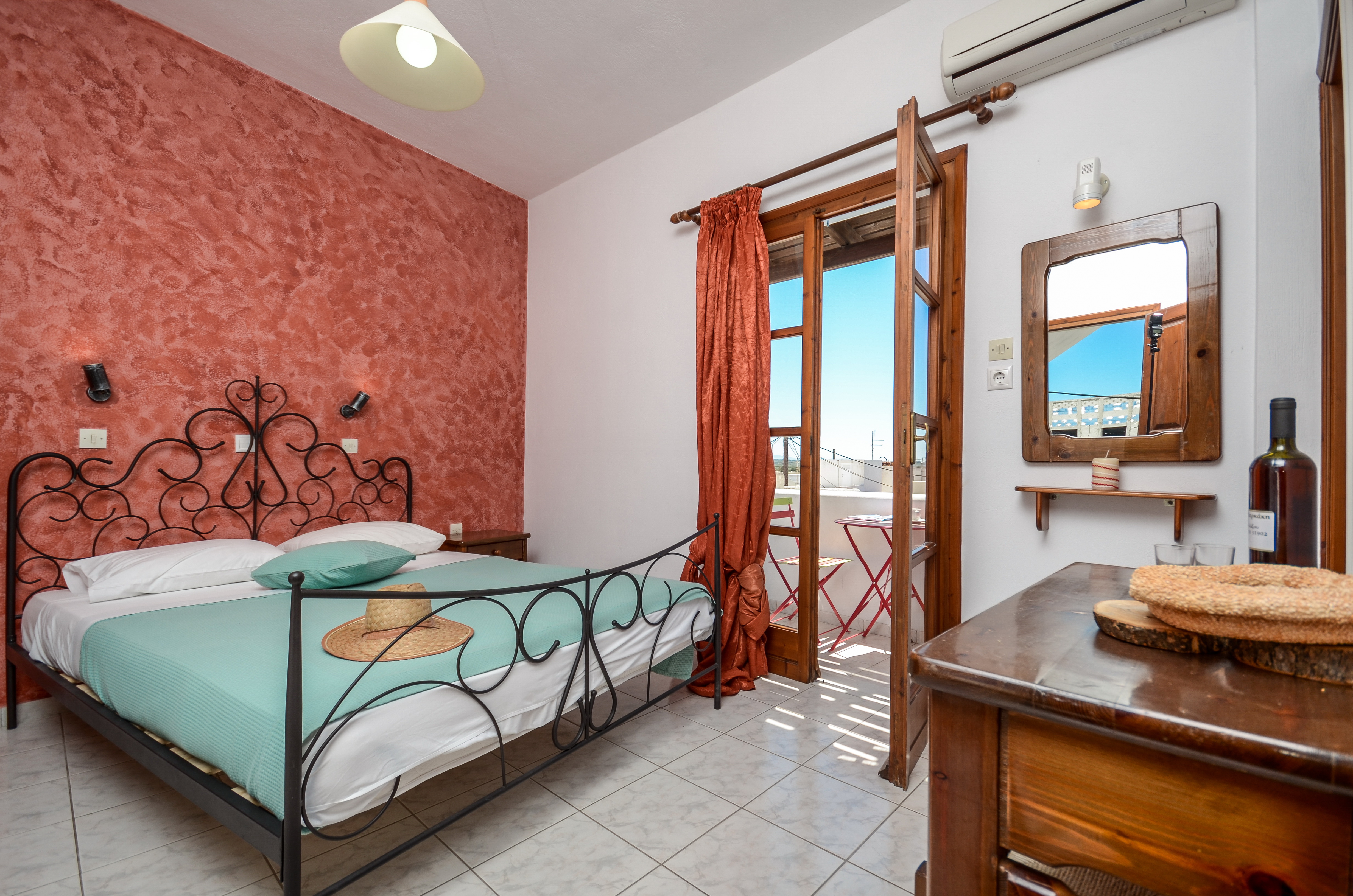 Depis Economy Studios & Apartments