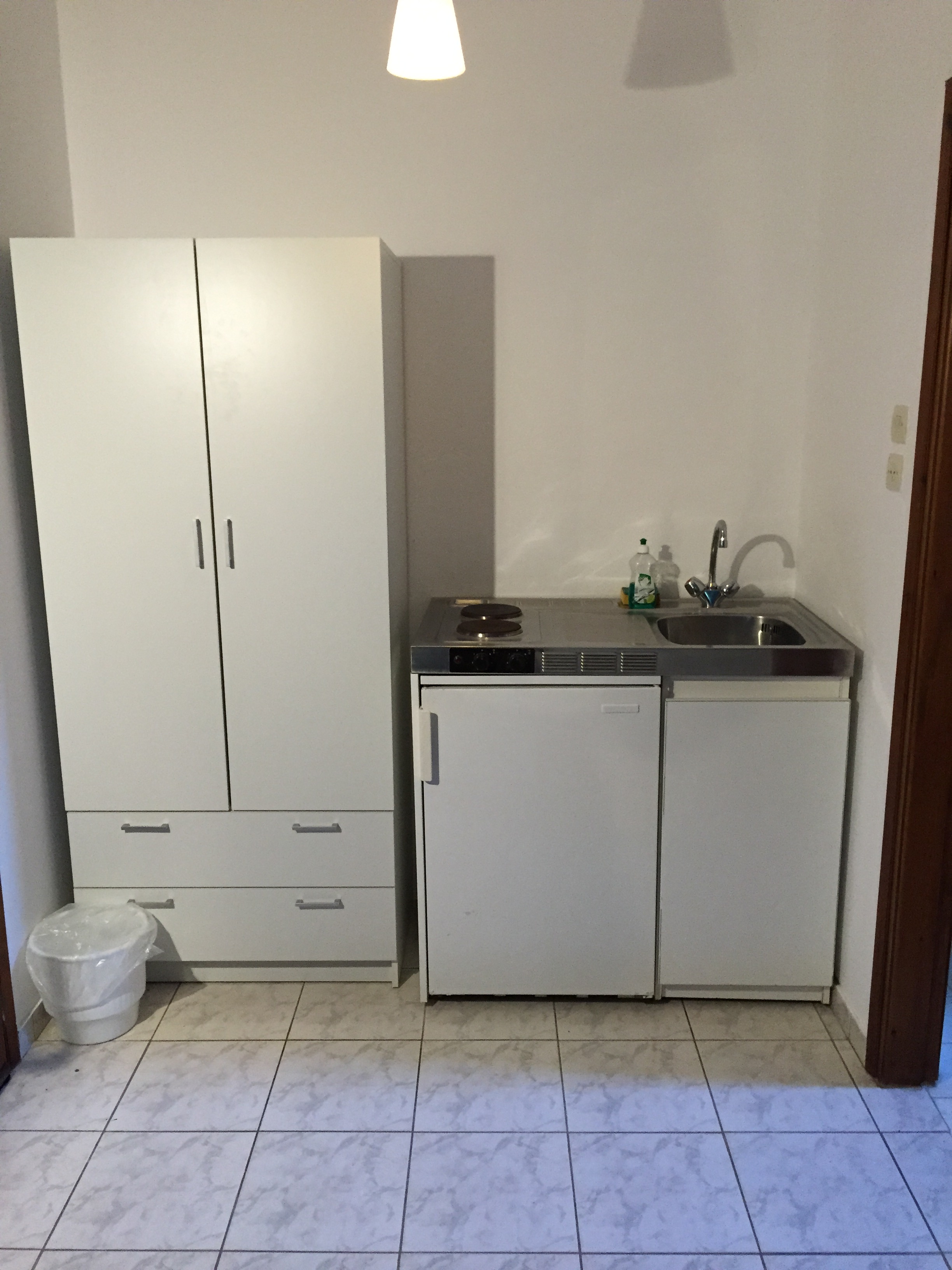 Depis Economy Studios & Apartments