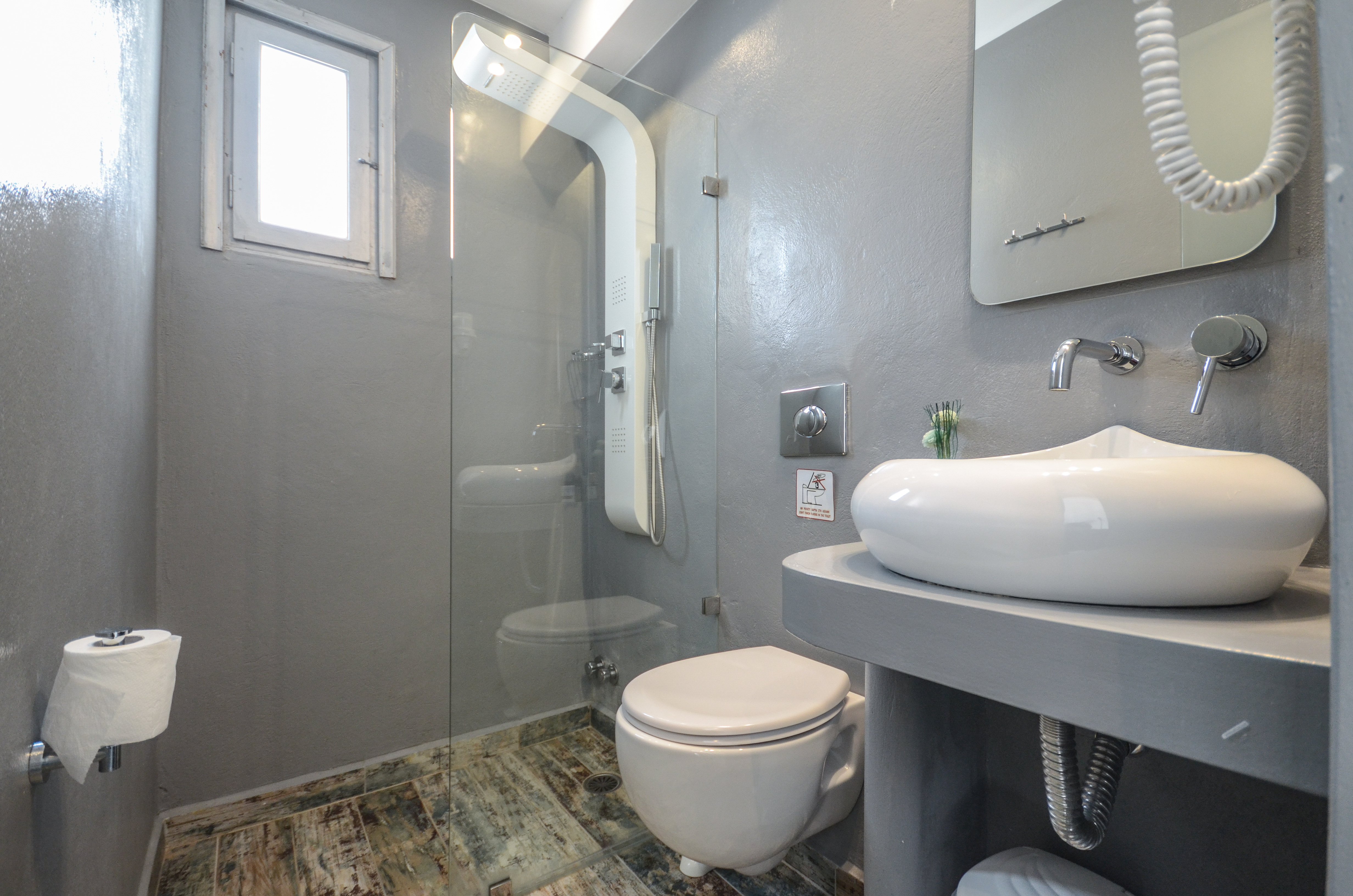 Depis Suites & Apartments