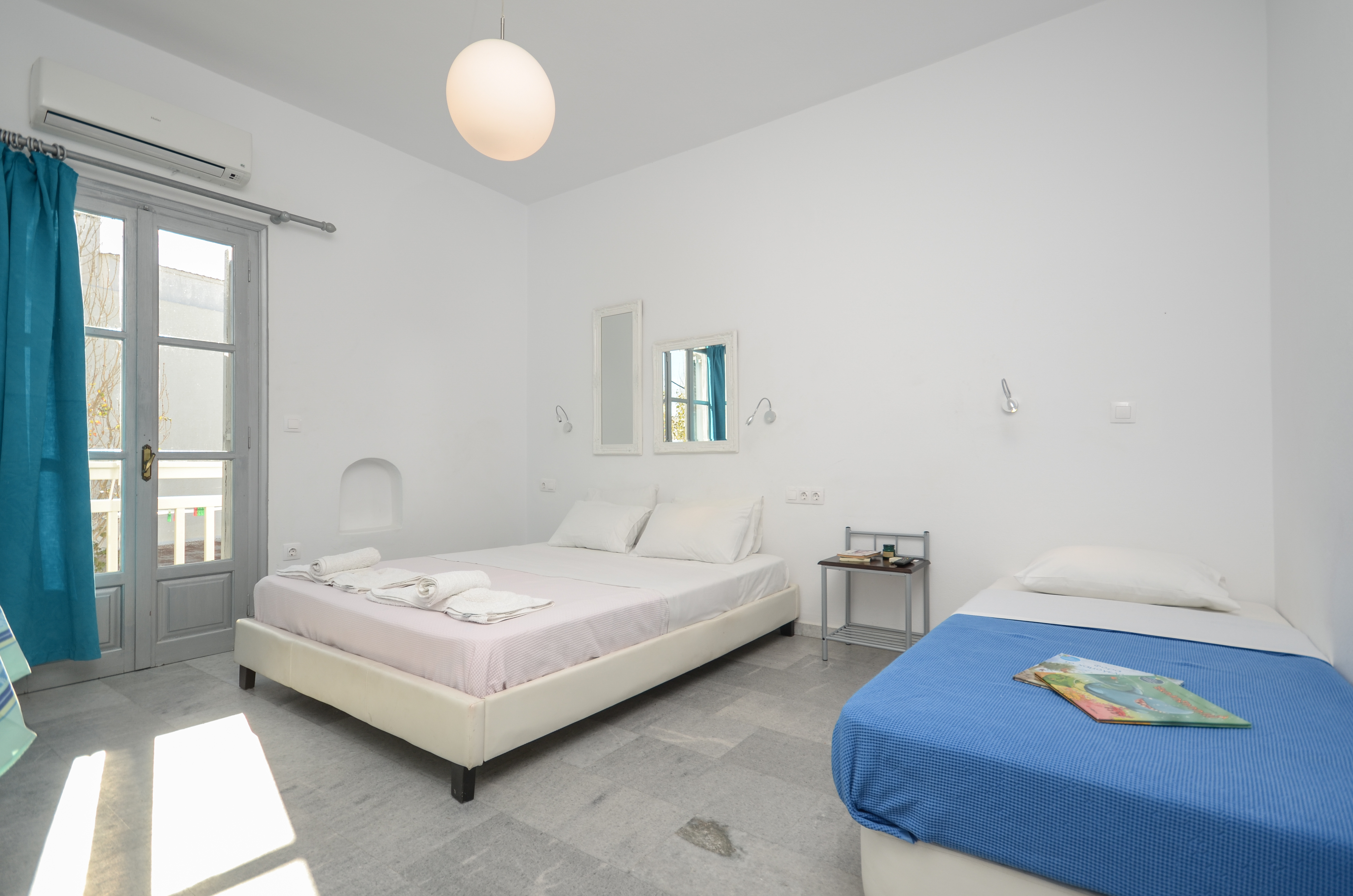 Depis Suites & Apartments