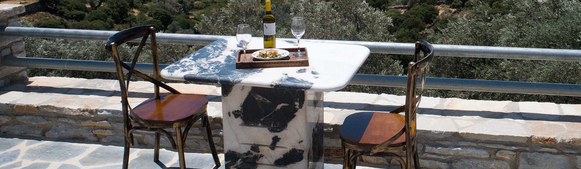 ELaiolithos Luxury Retreat