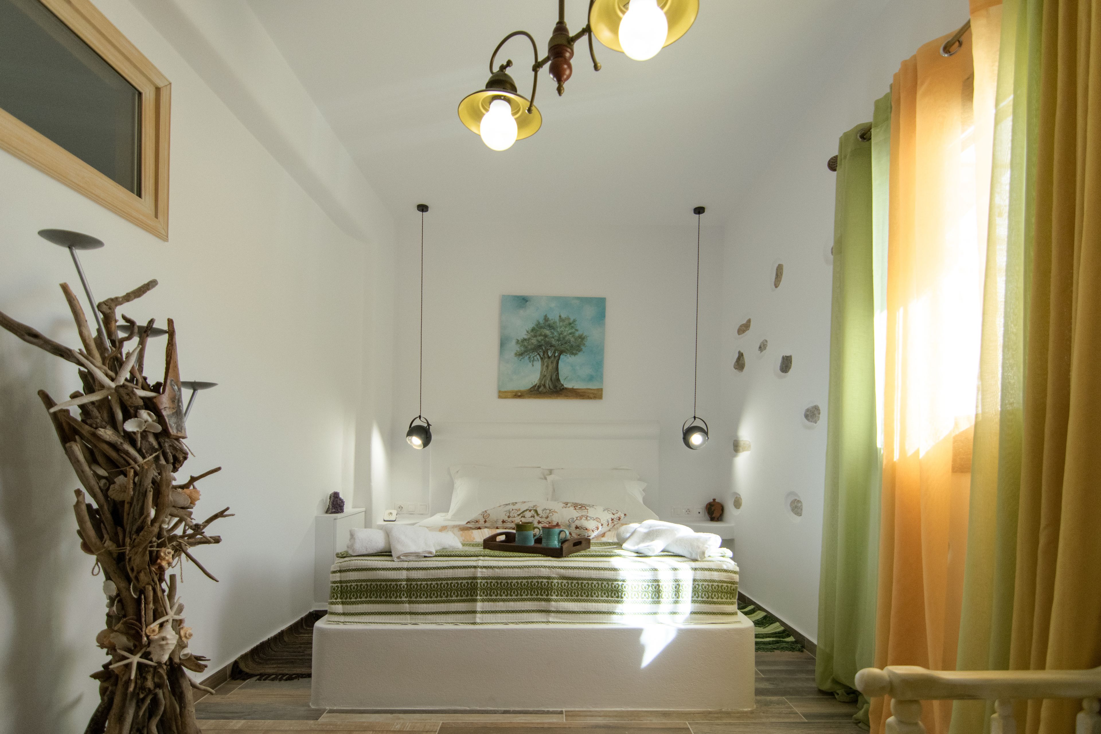 ELaiolithos Luxury Retreat