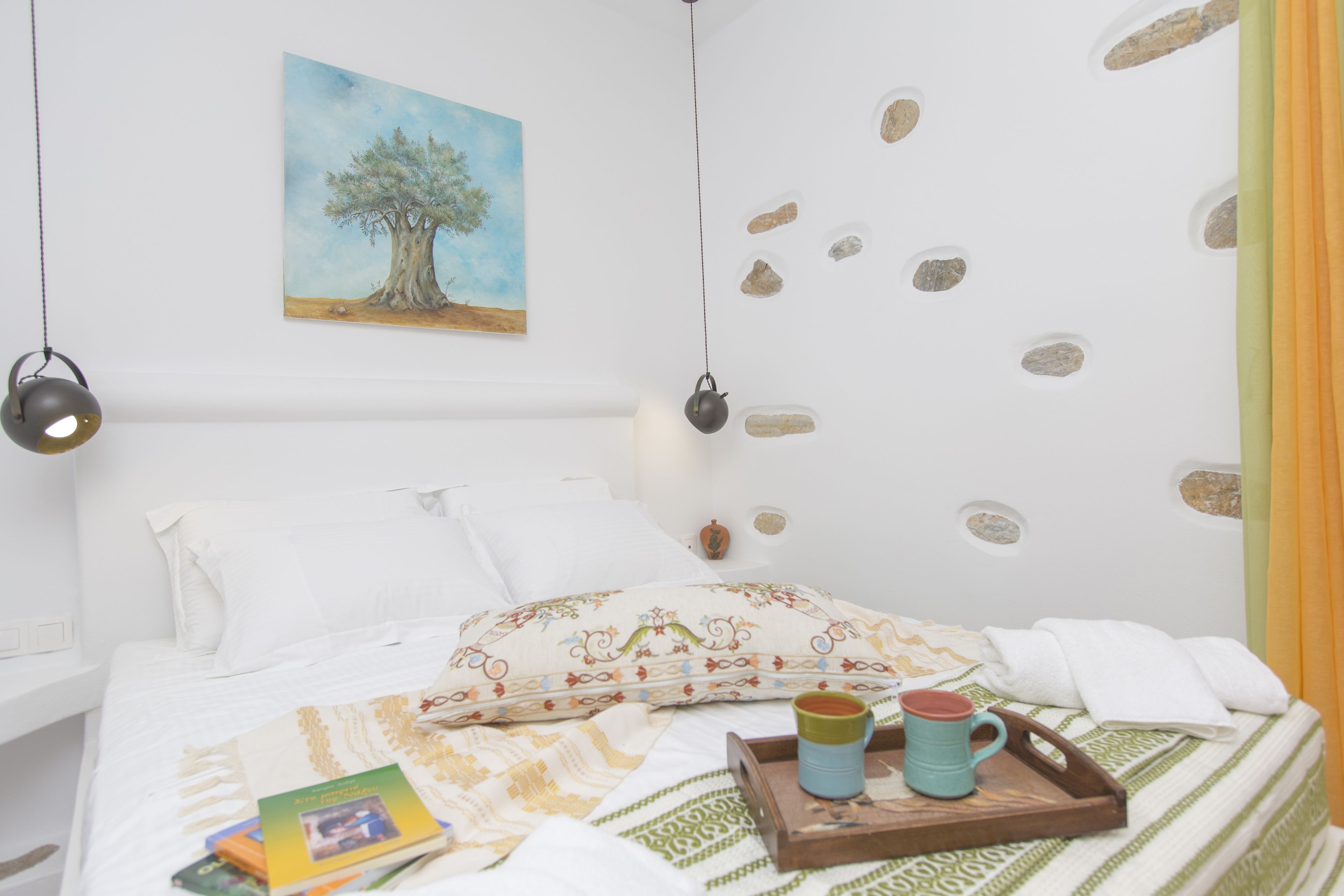 ELaiolithos Luxury Retreat