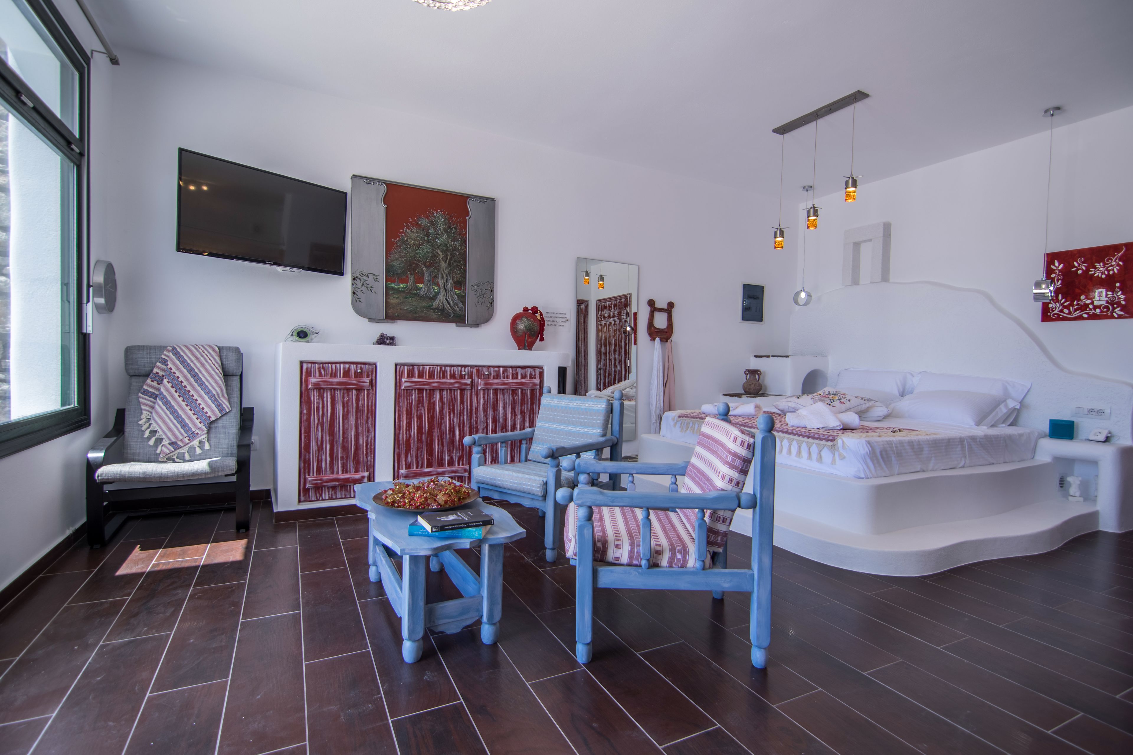 ELaiolithos Luxury Retreat