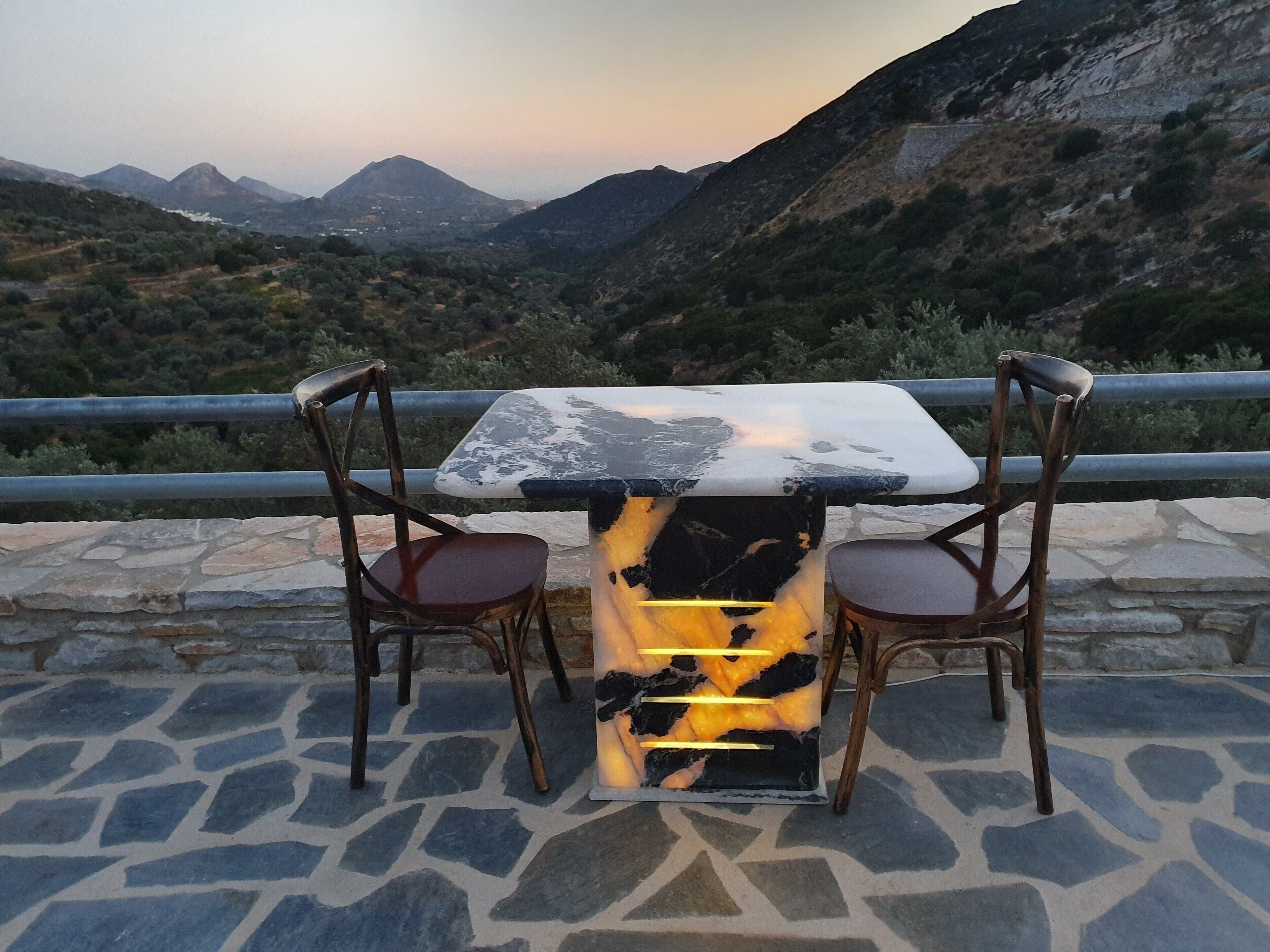 ELaiolithos Luxury Retreat