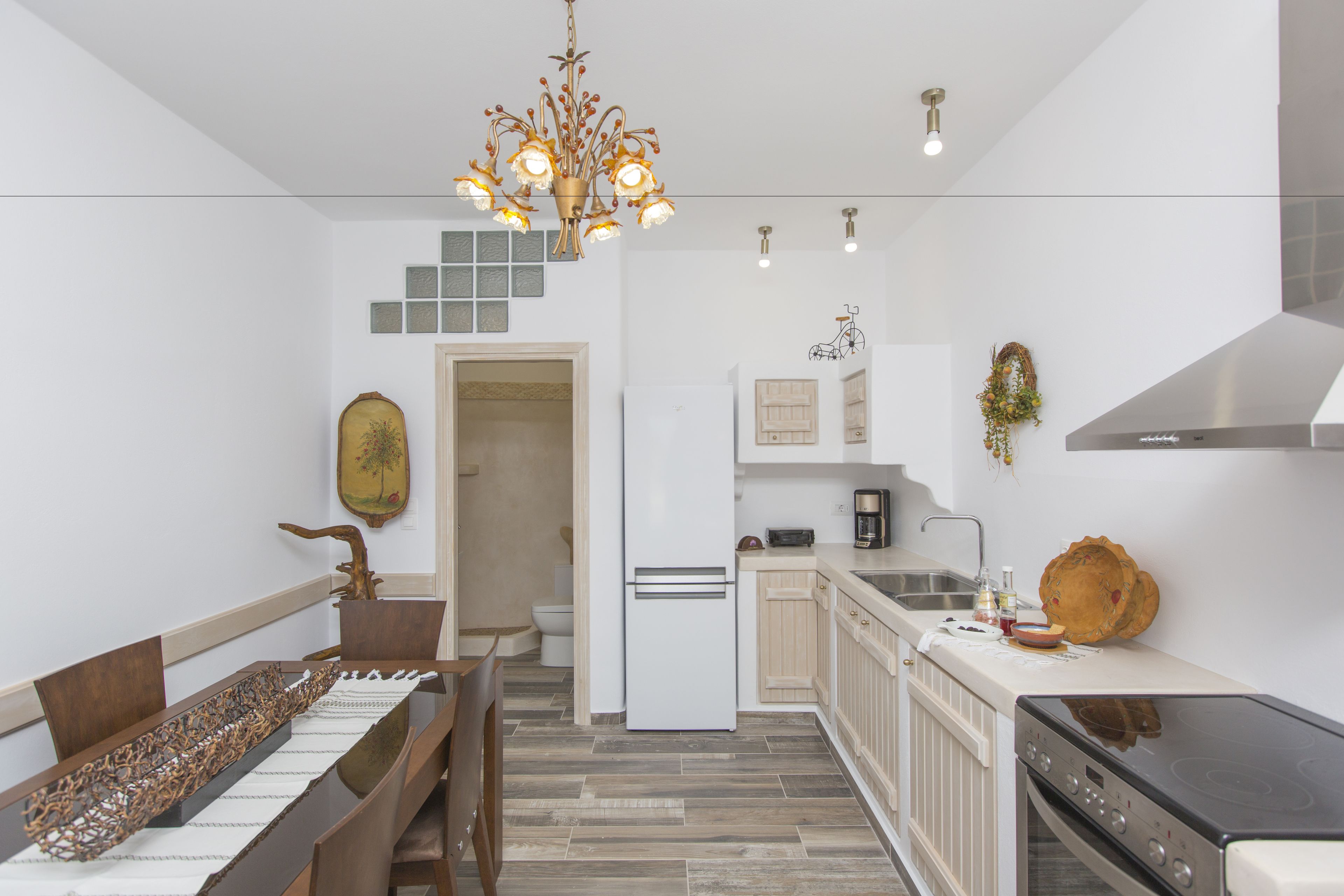 ELaiolithos Luxury Retreat