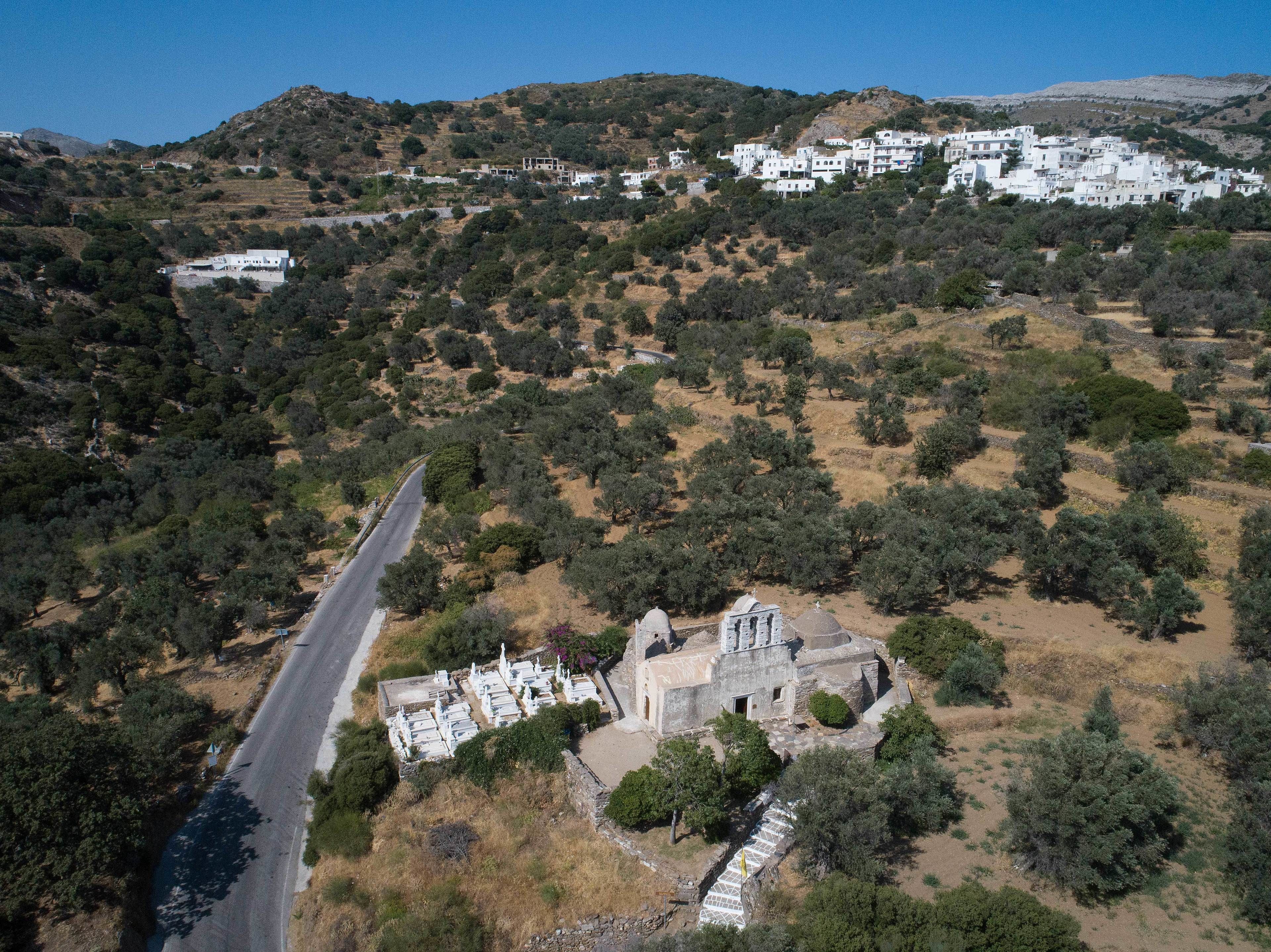 ELaiolithos Luxury Retreat