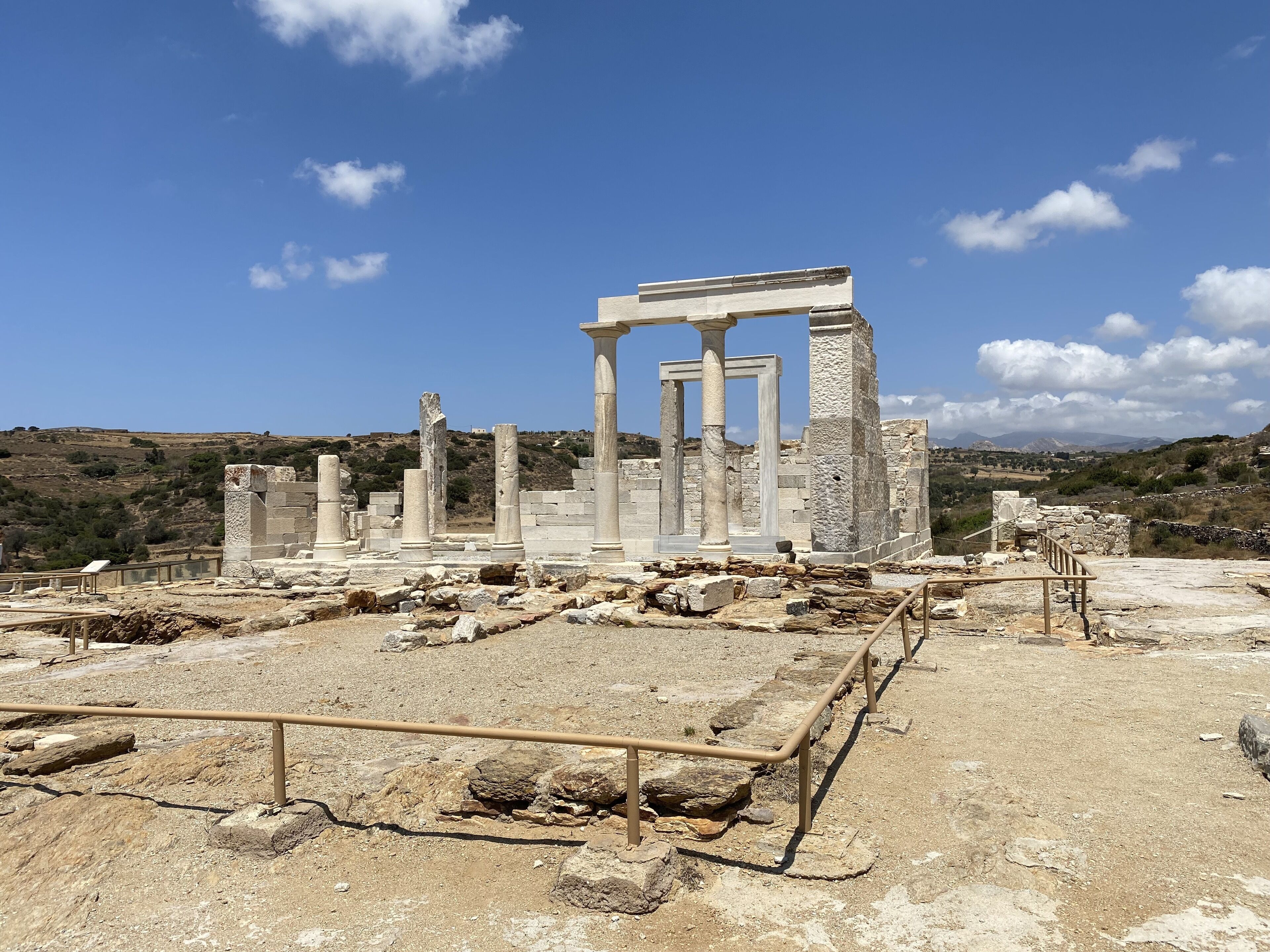 ELaiolithos Luxury Retreat