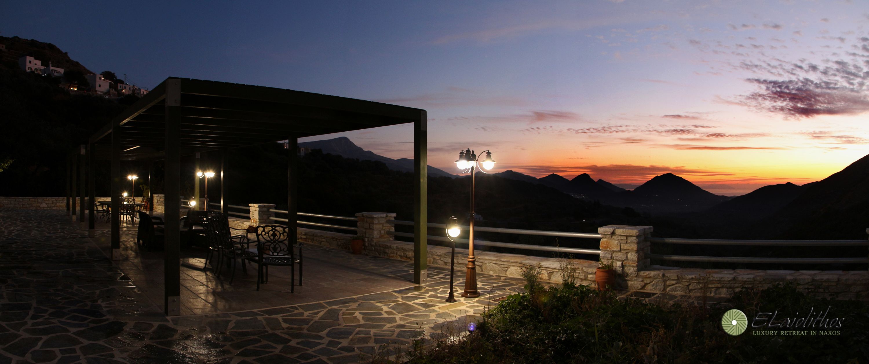 ELaiolithos Luxury Retreat