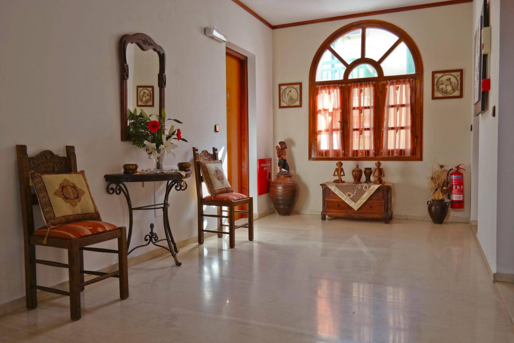 Golden Beach Studios Down Town