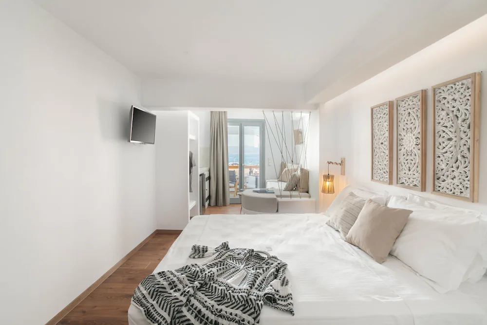 Kissos Luxury Suites