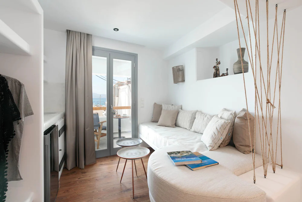 Kissos Luxury Suites