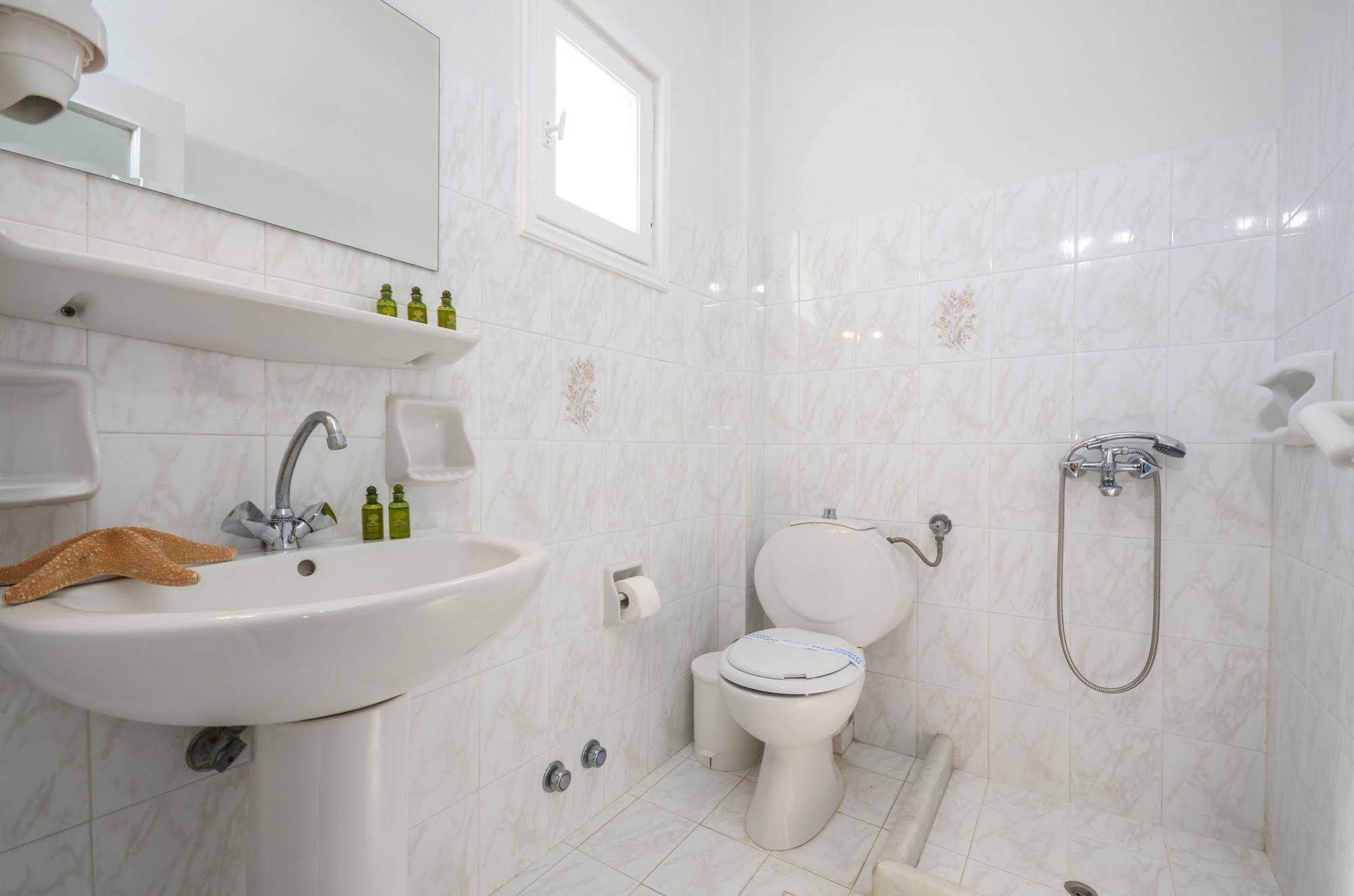 Ktima Lino Studios & Suites