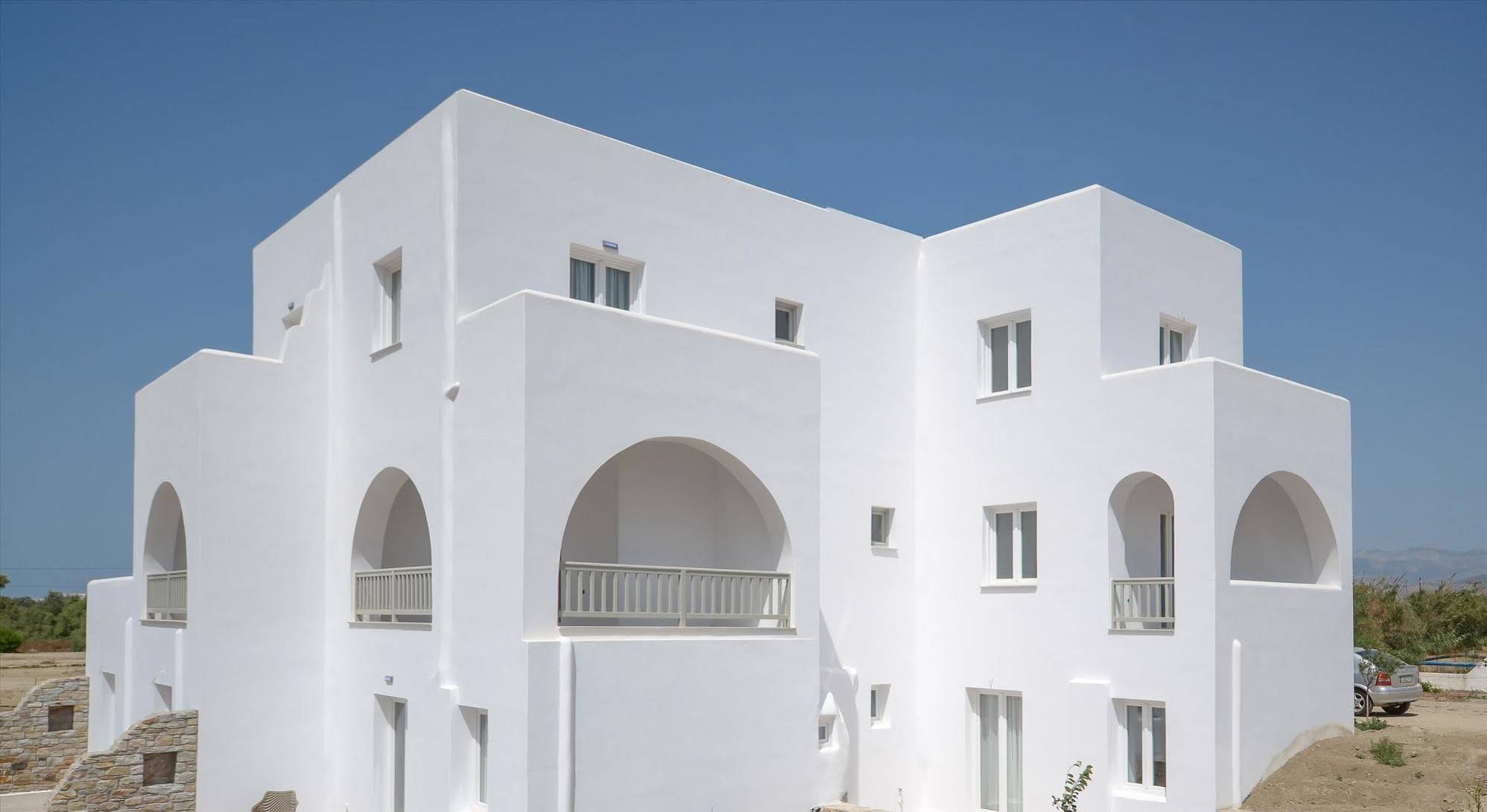 Ktima Lino Studios & Suites