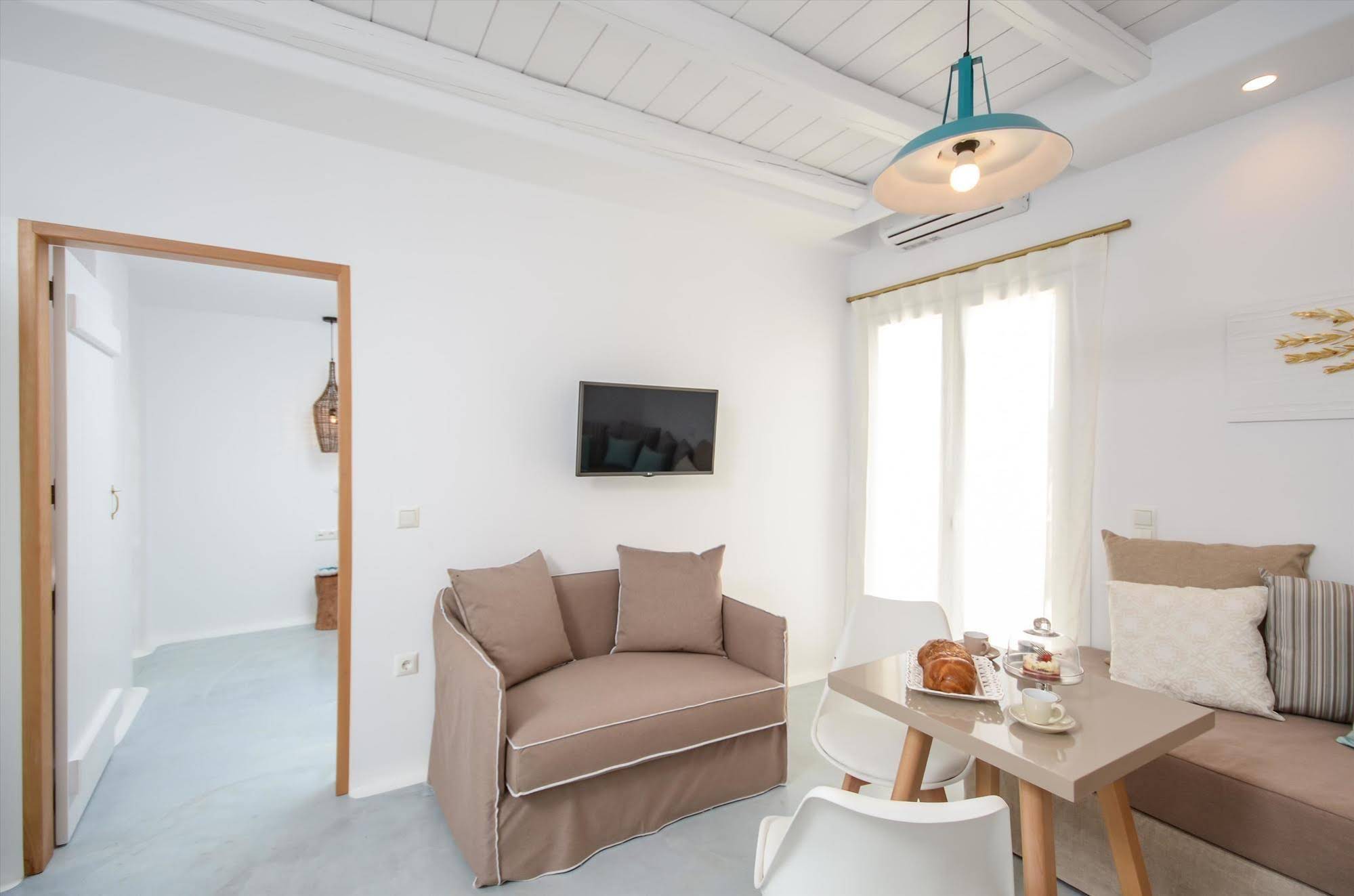 Ktima Lino Studios & Suites