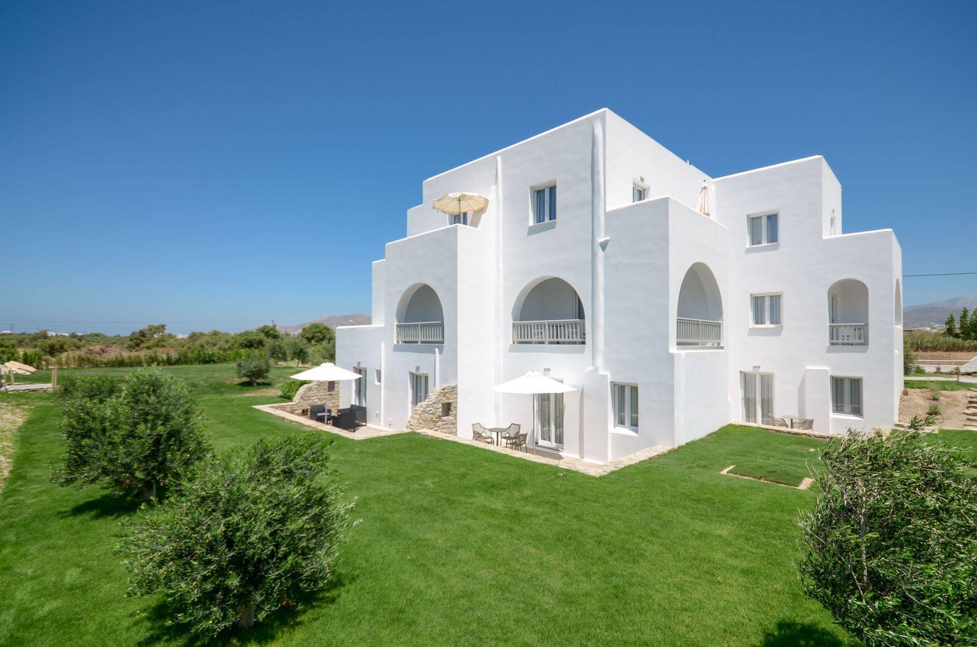 Ktima Lino Studios & Suites