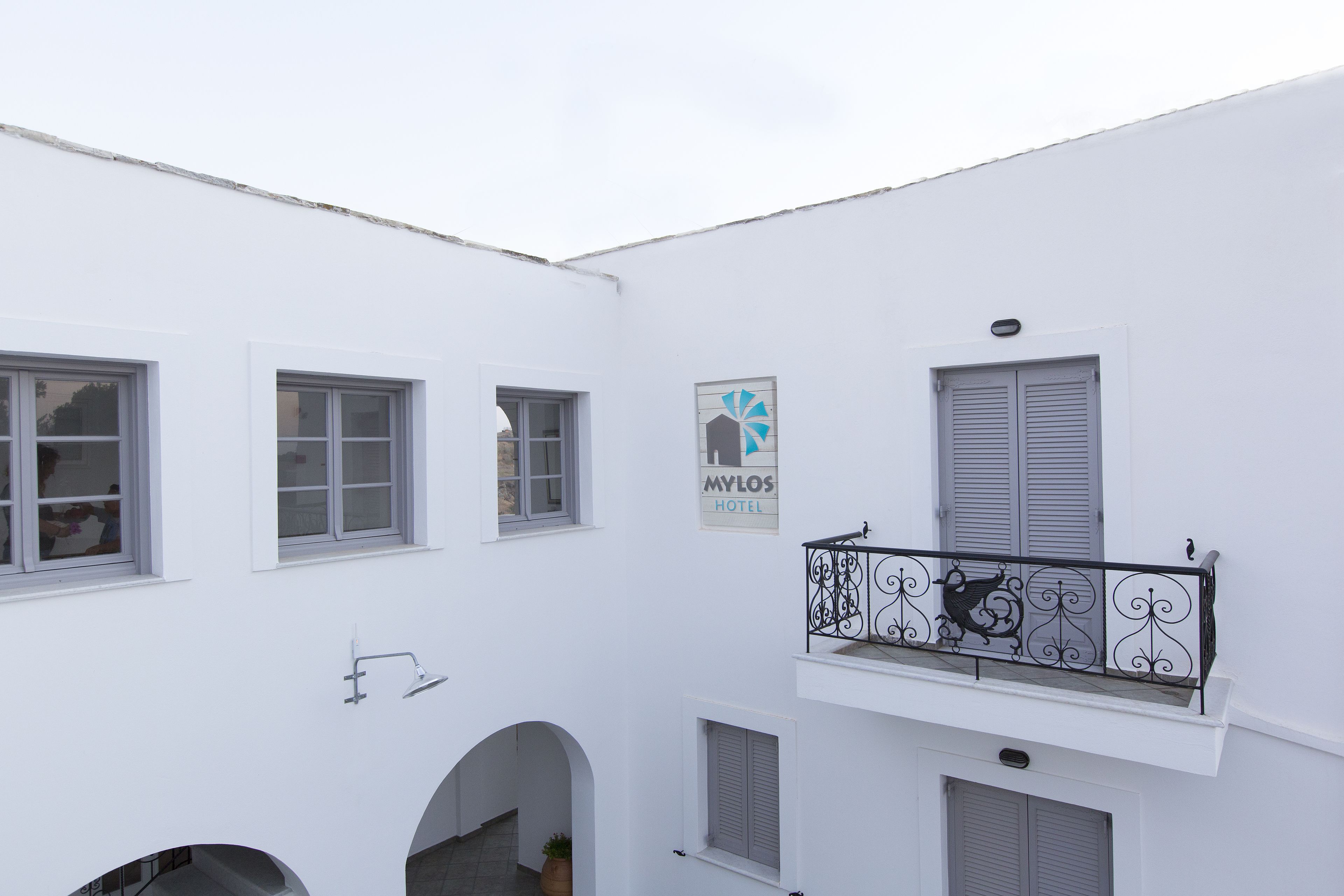 Mylos Hotel