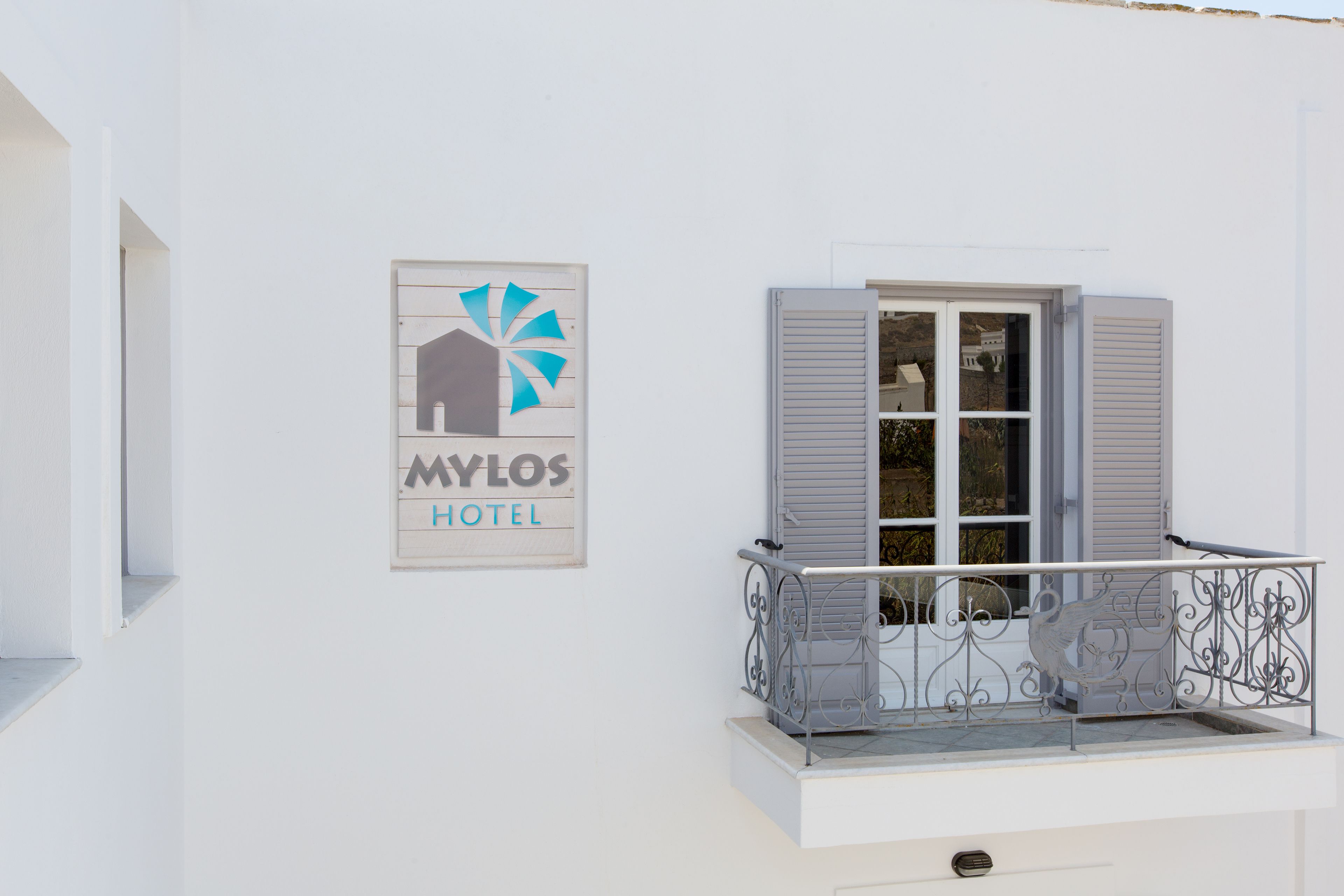 Mylos Hotel