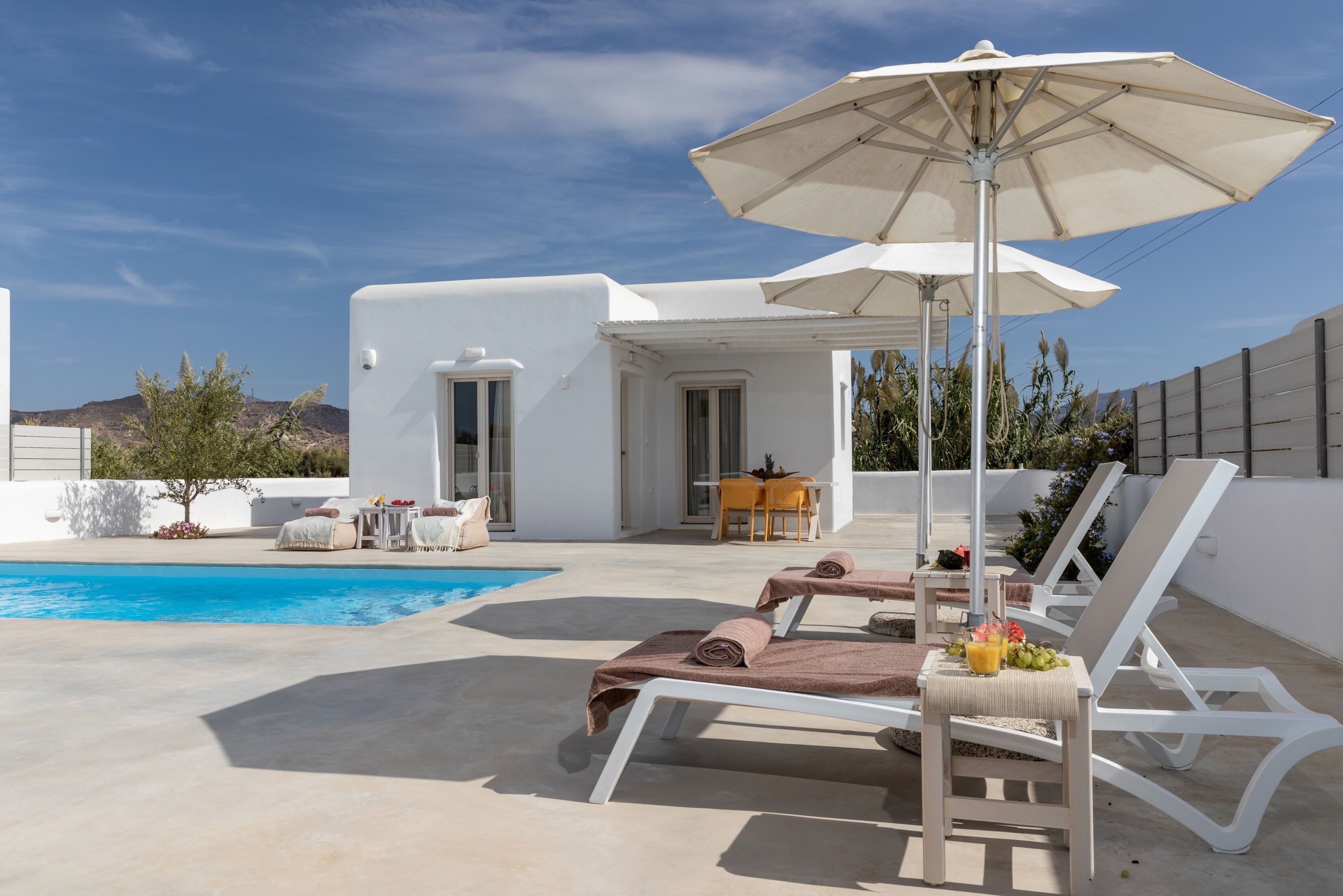 Naxian Lounge Villas