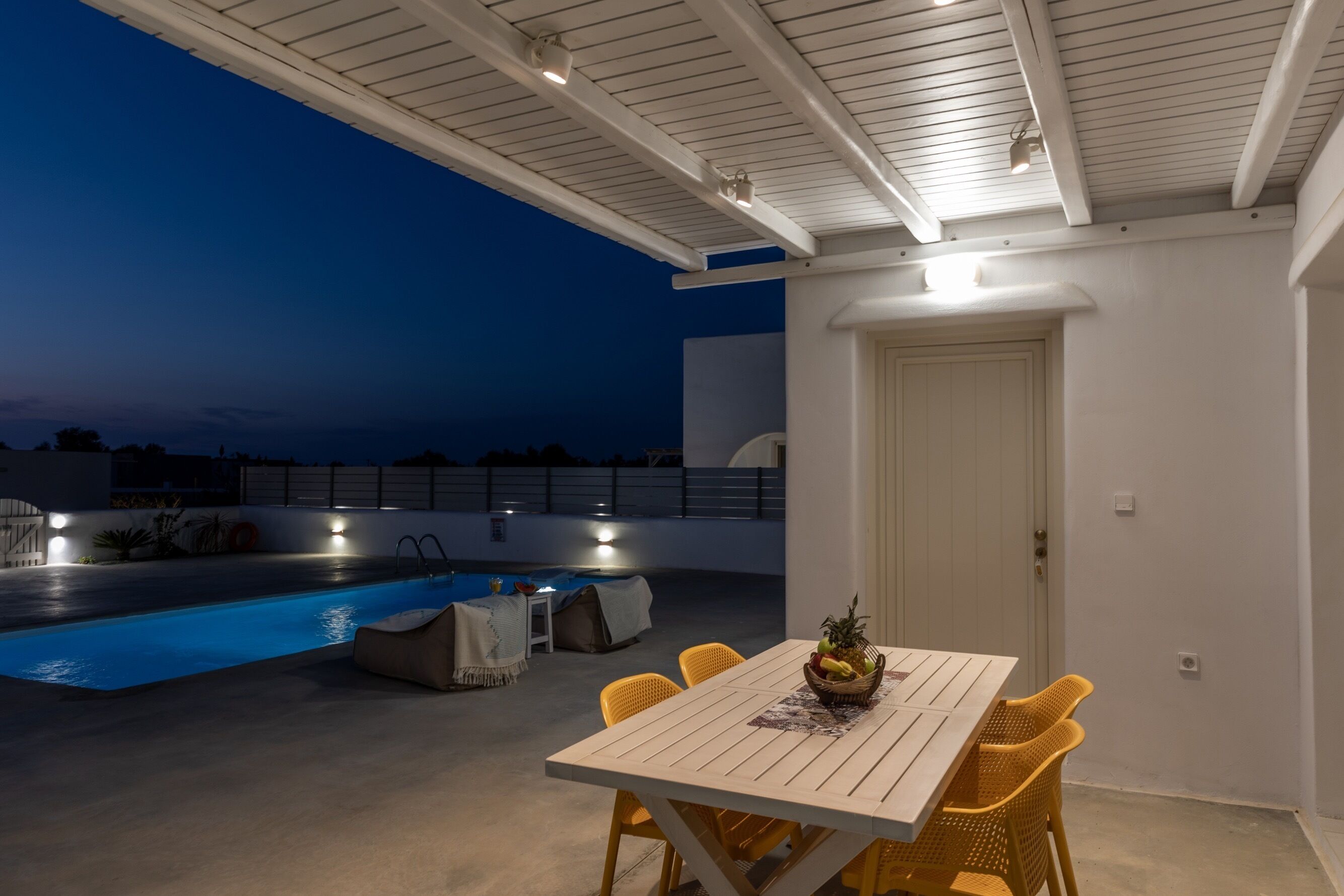 Naxian Lounge Villas
