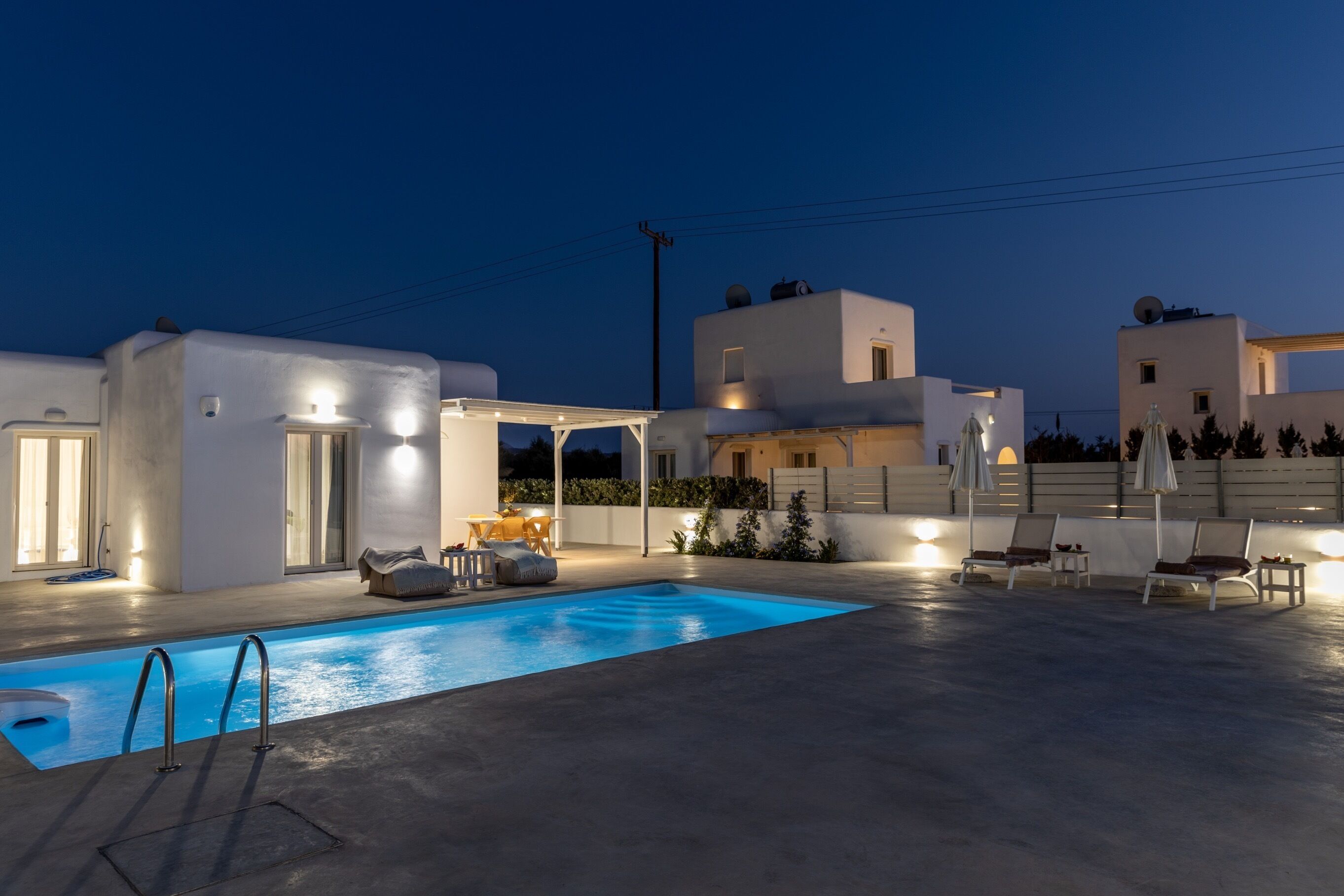 Naxian Lounge Villas