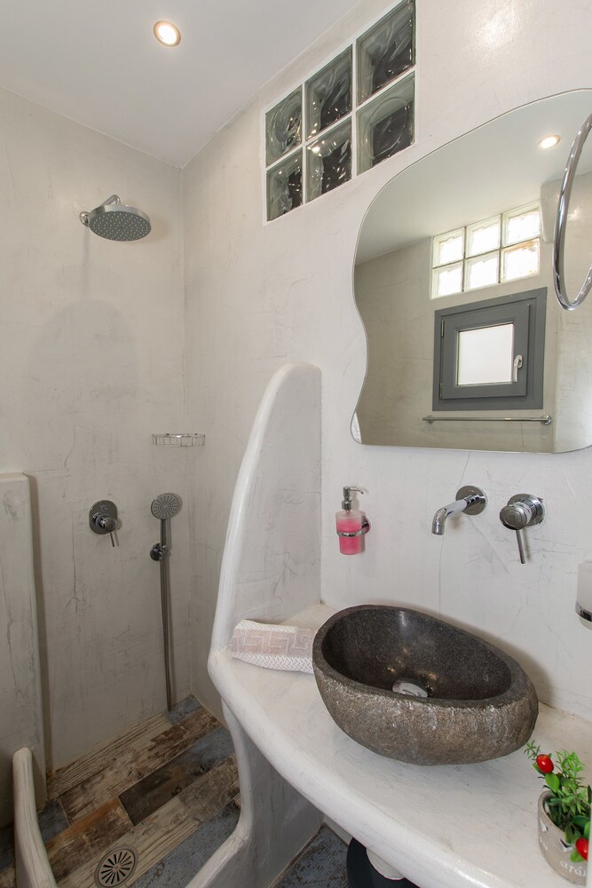 Naxos Enjoy Apartments