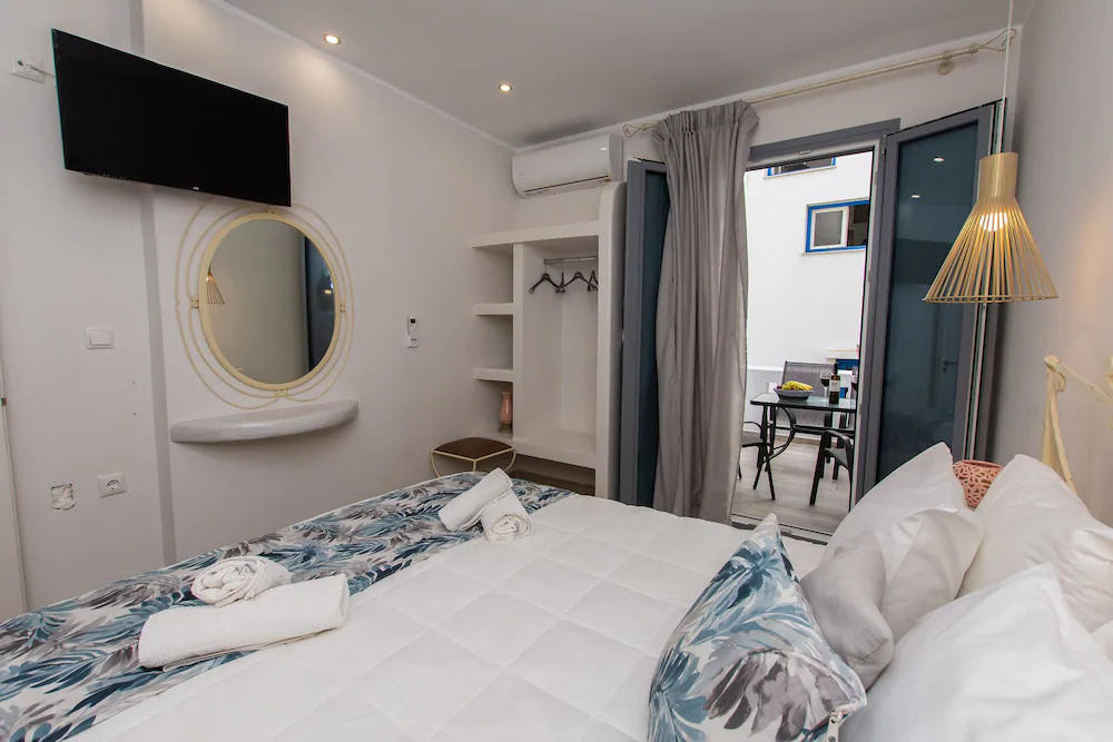 Naxos Enjoy Apartments