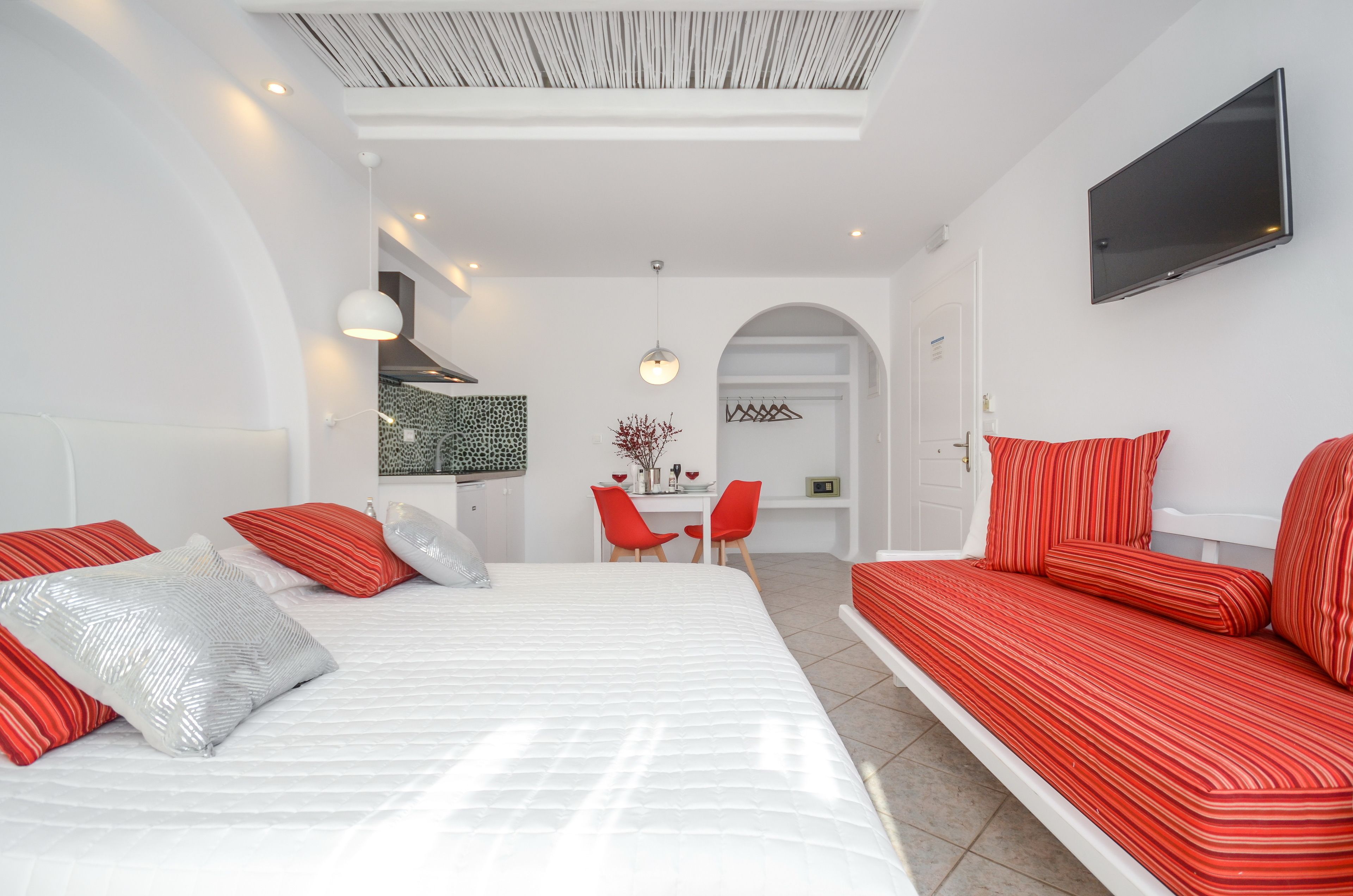 Naxos Evilion Luxury Apartments