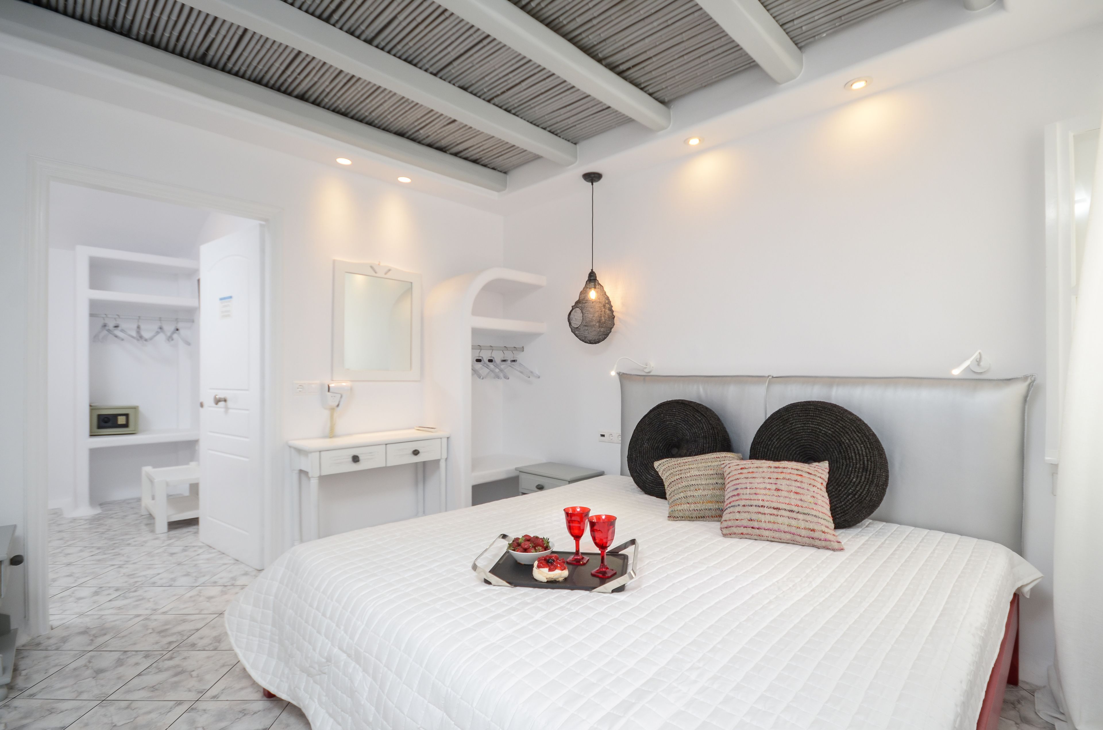 Naxos Evilion Luxury Apartments