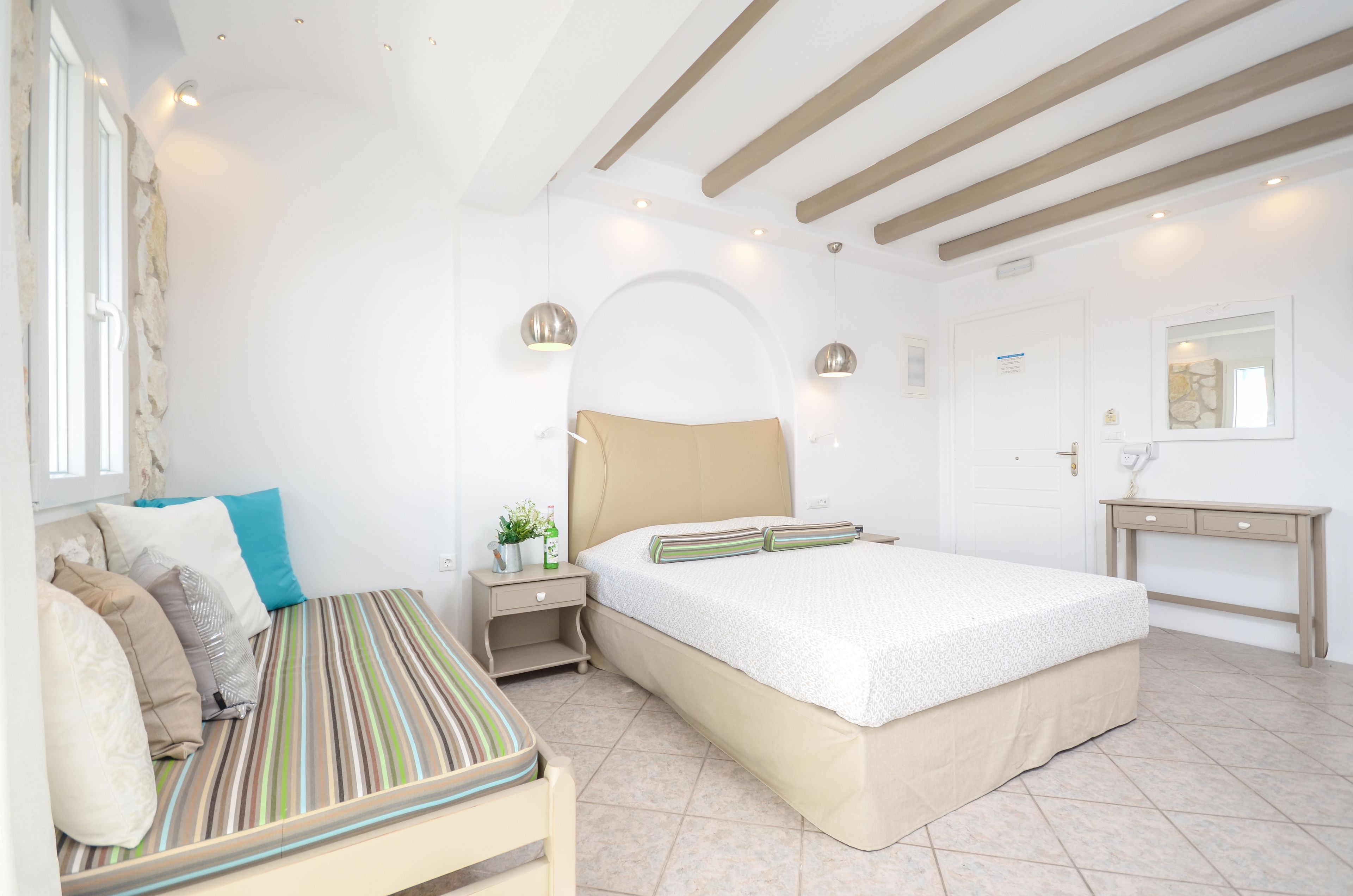 Naxos Evilion Luxury Apartments