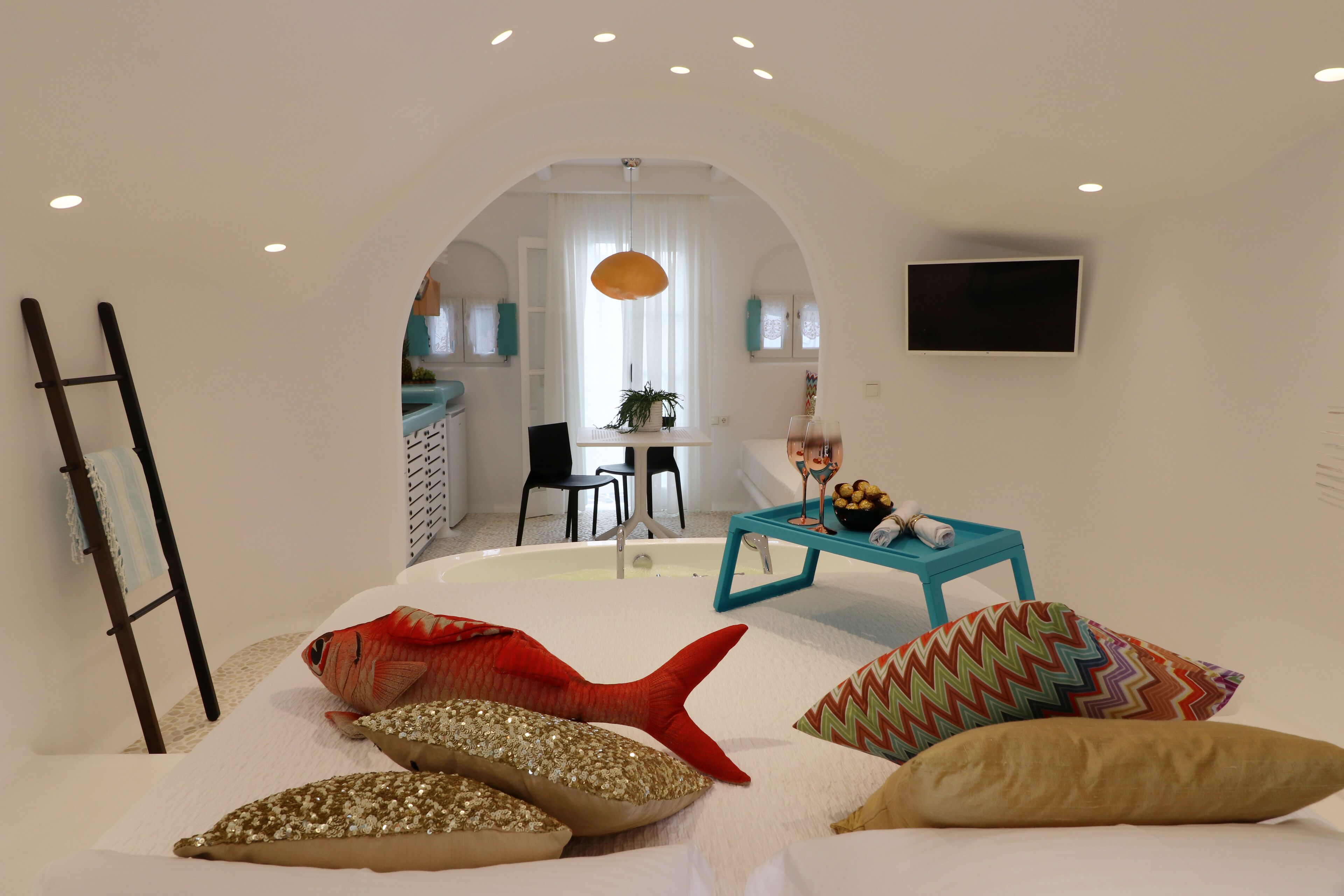 Naxos Cave Suites