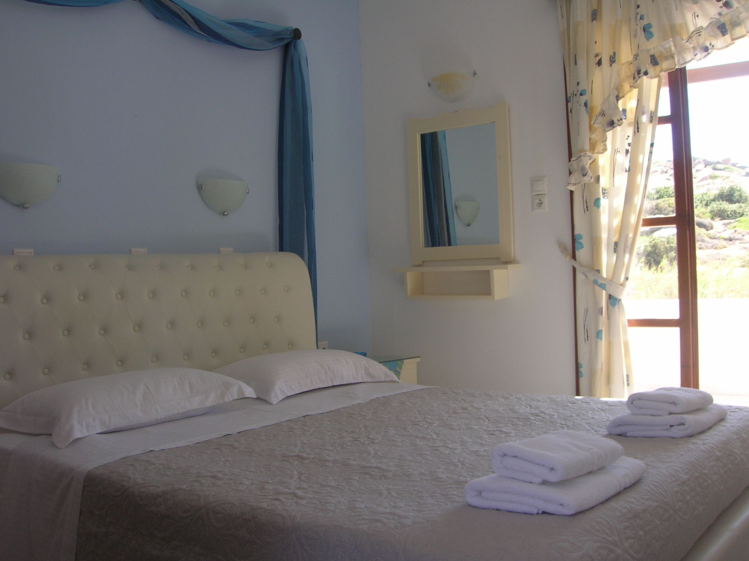 Naxos Cave Suites