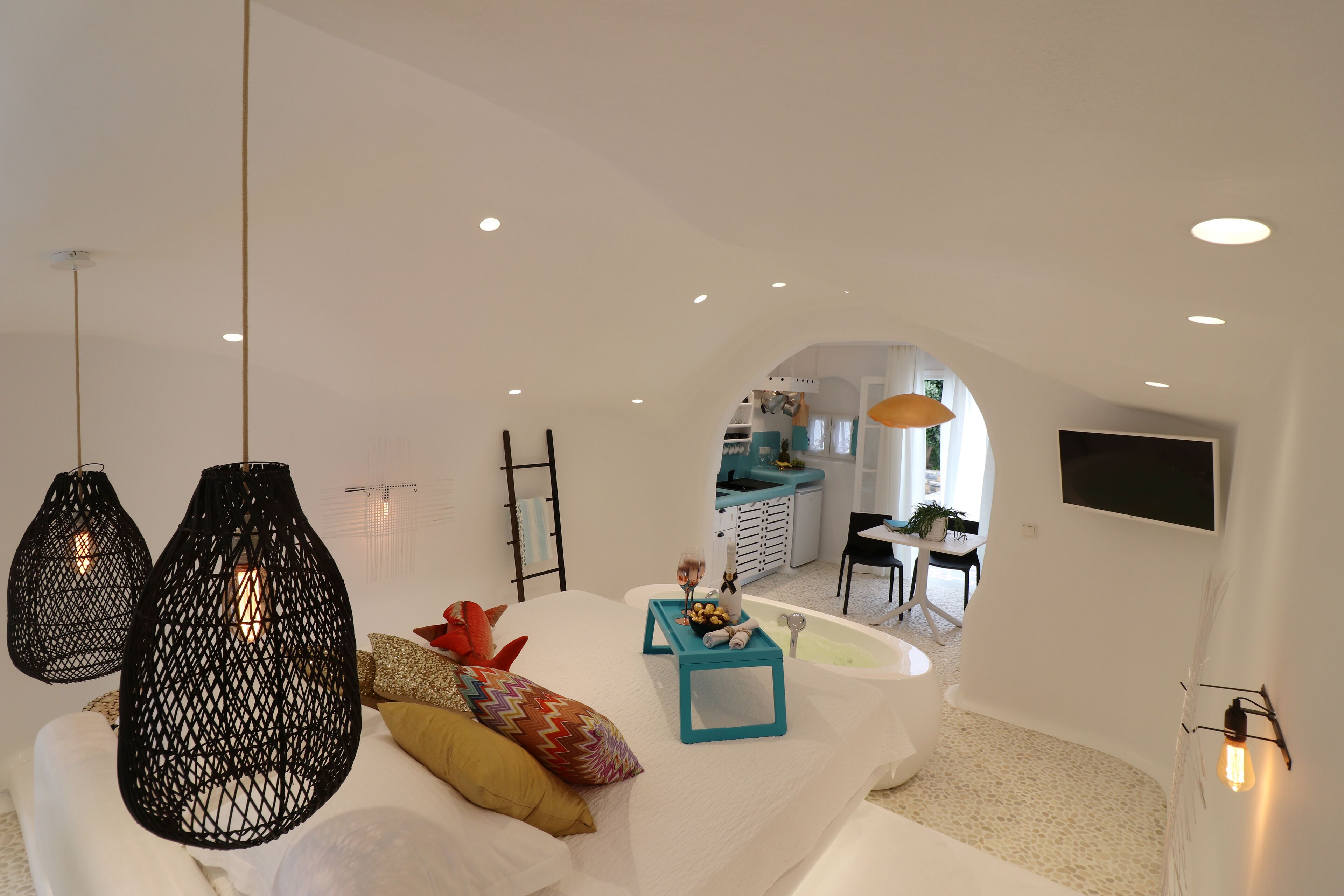 Naxos Cave Suites