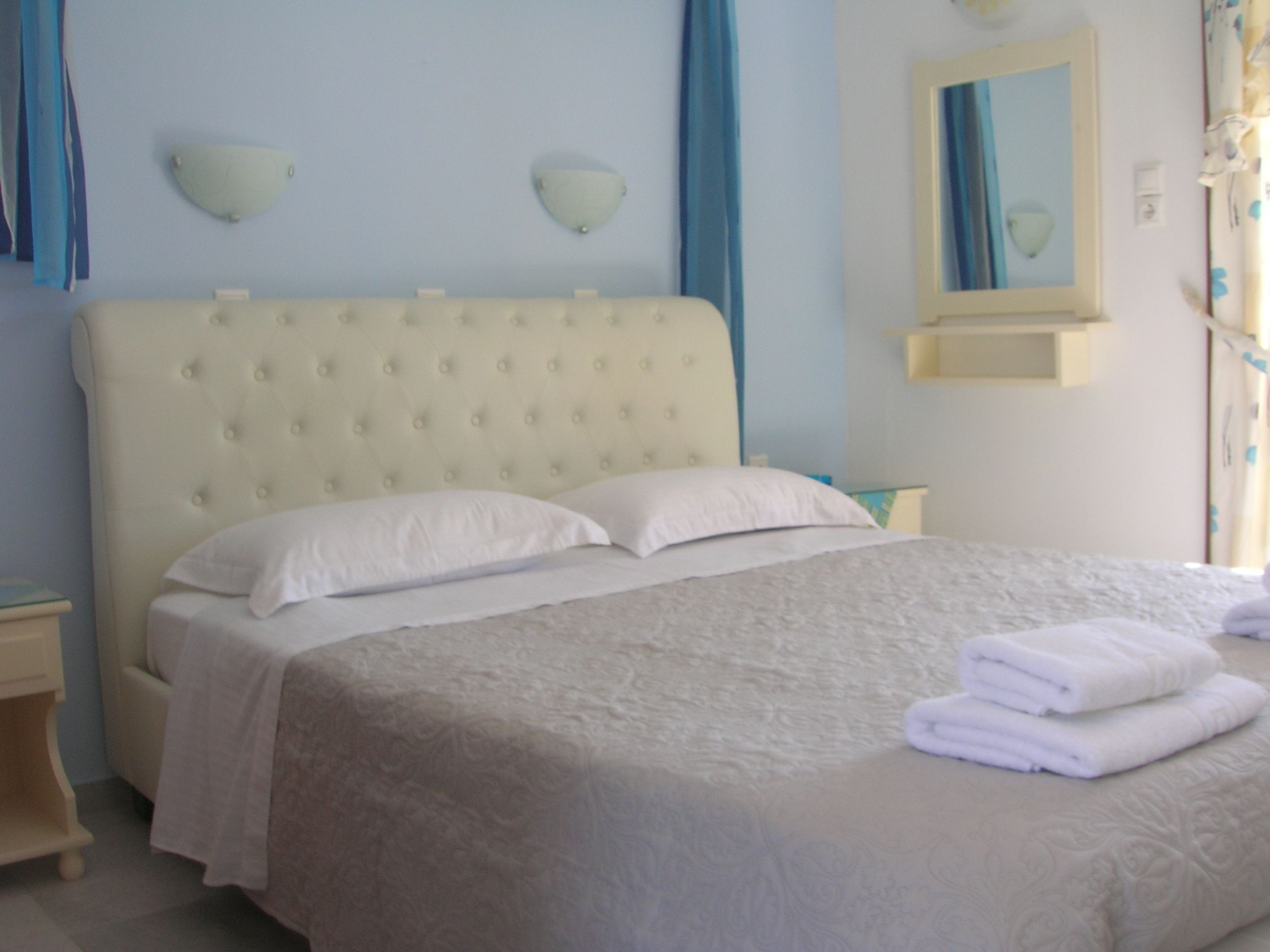 Naxos Cave Suites