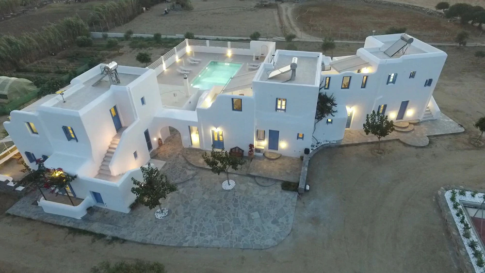 Petroto Abodes