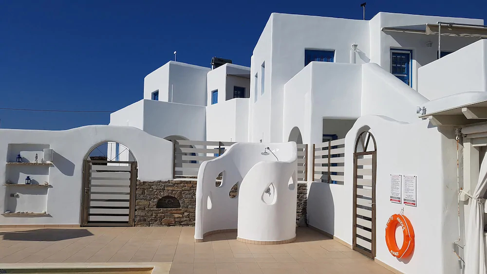 Petroto Abodes