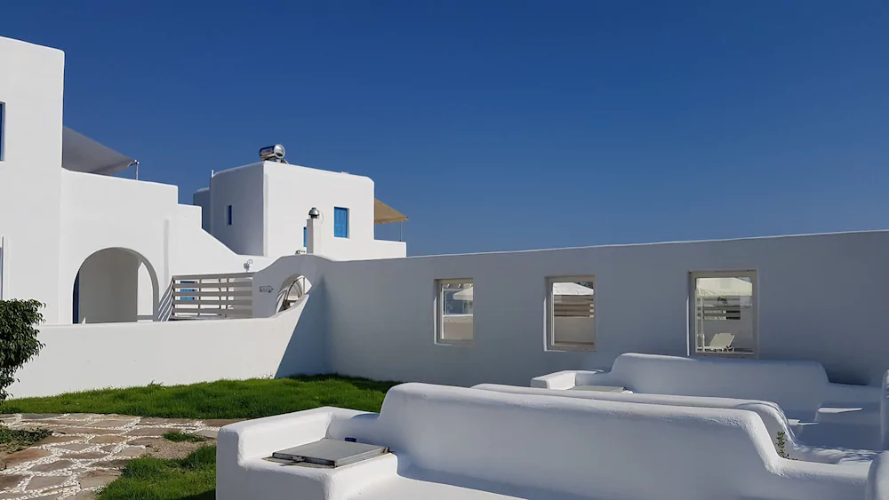 Petroto Abodes