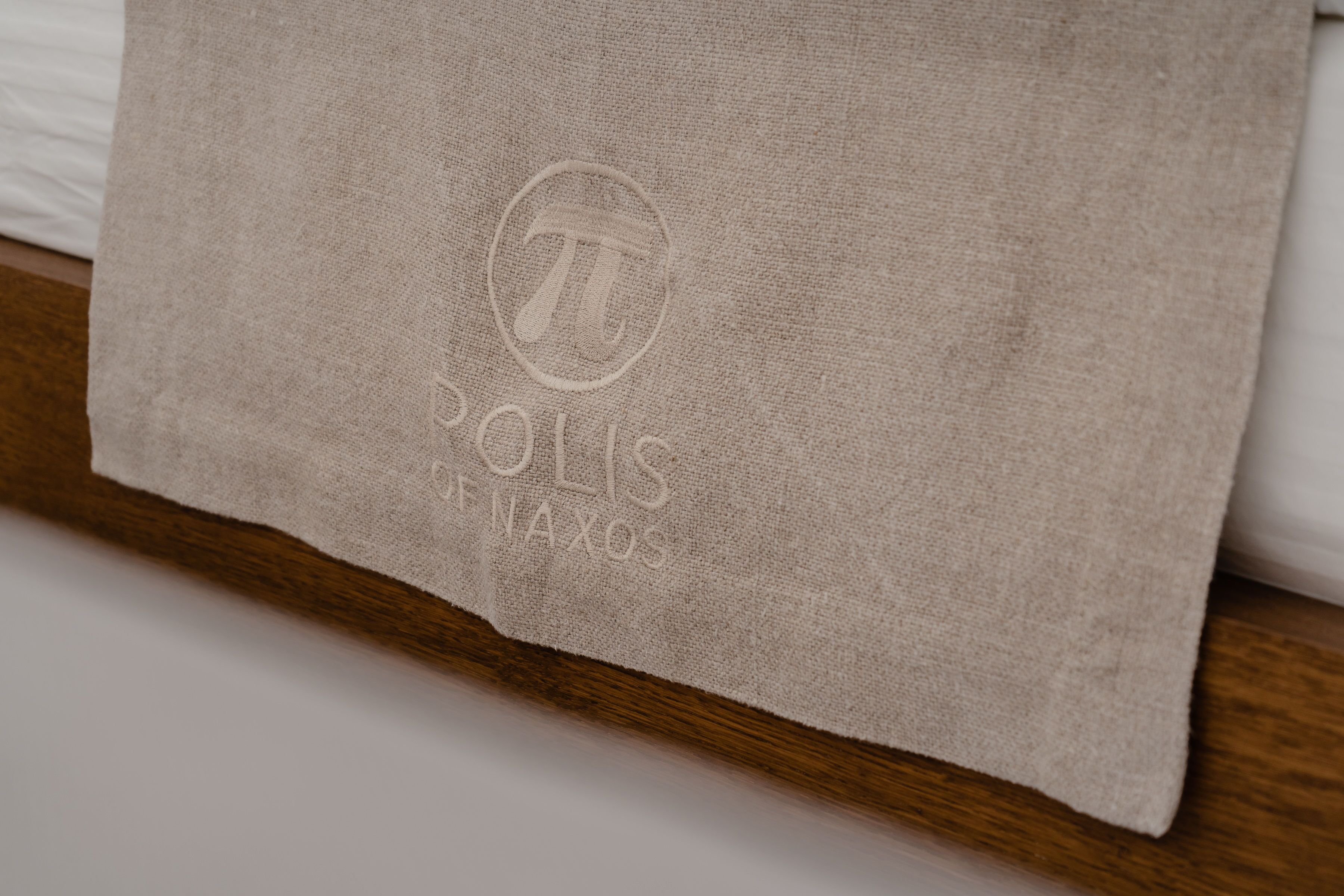 Polis of Naxos Stylish Suites