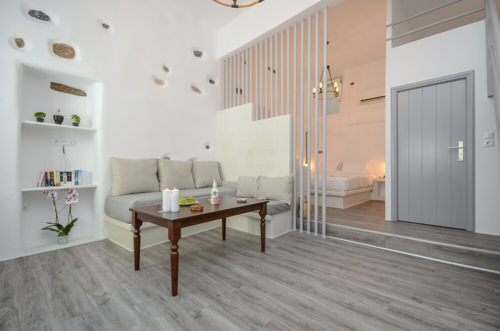 Venetian Suites