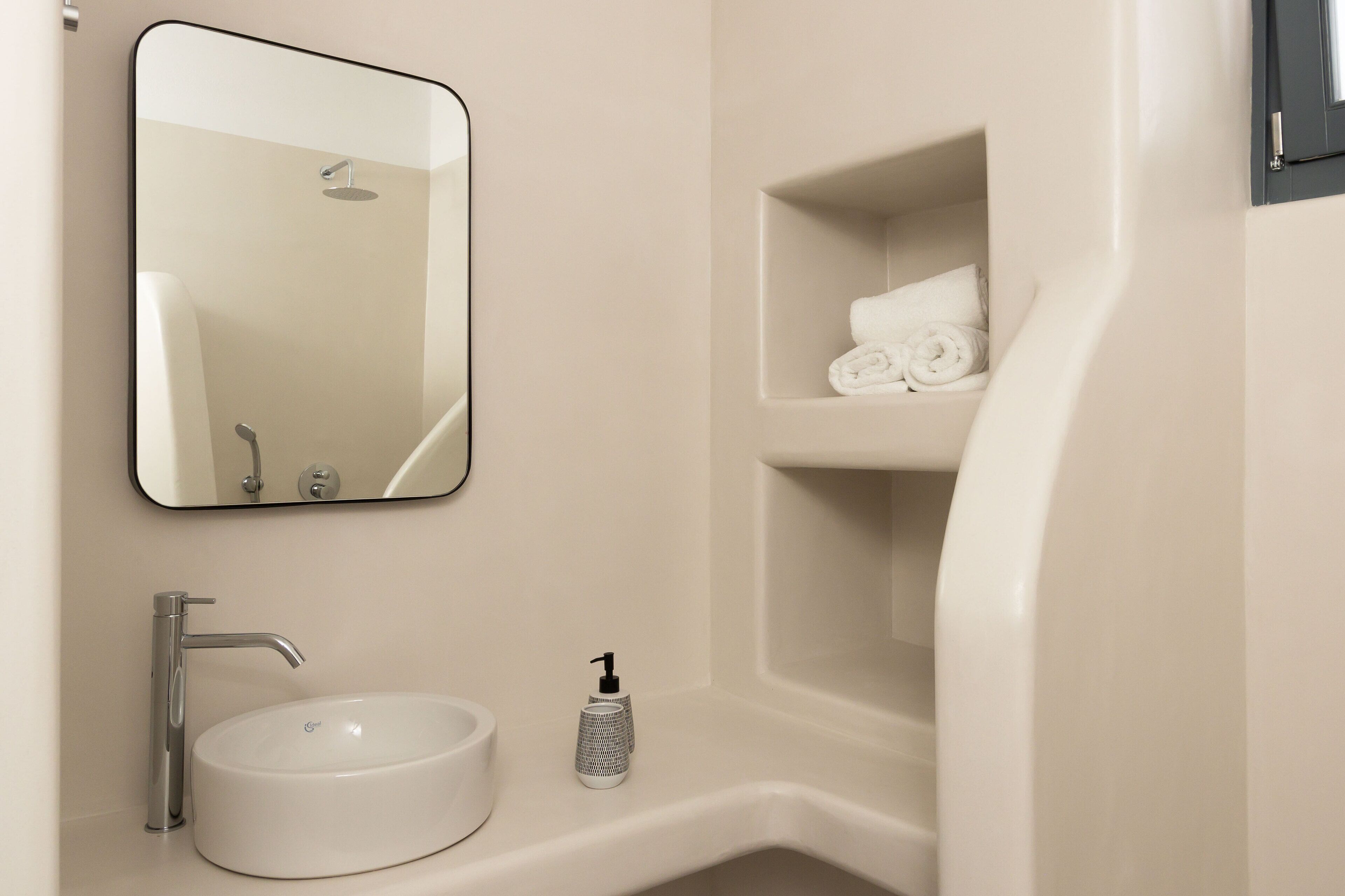 Archon Seaside Retreat