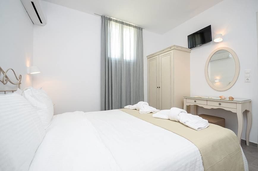 Sea & Olives Holiday Villas