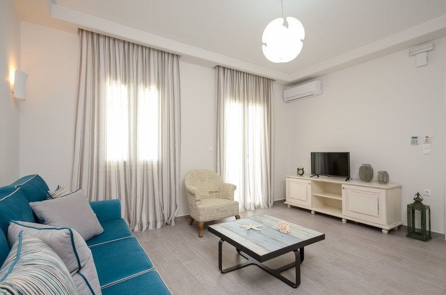 Sea & Olives Holiday Villas